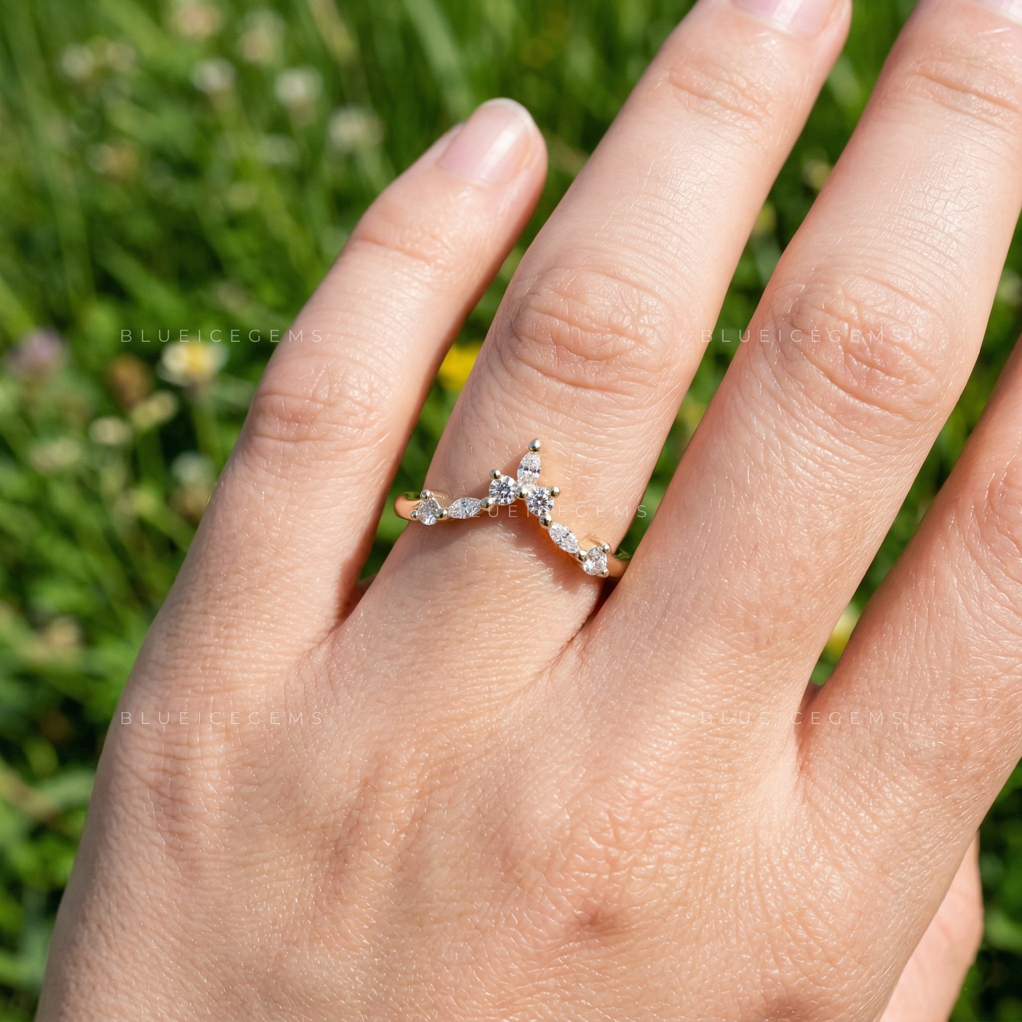 Nature-Inspired Marquise and Round Diamond Floral Band