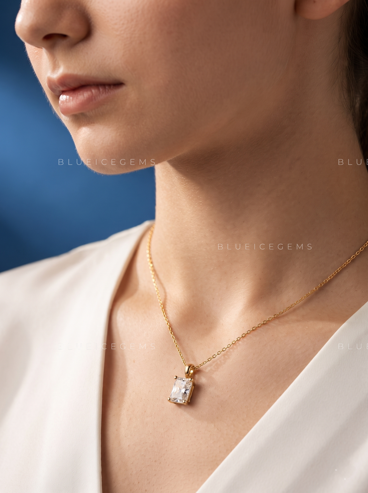 Radiant Cut Solitaire Diamond Pendant