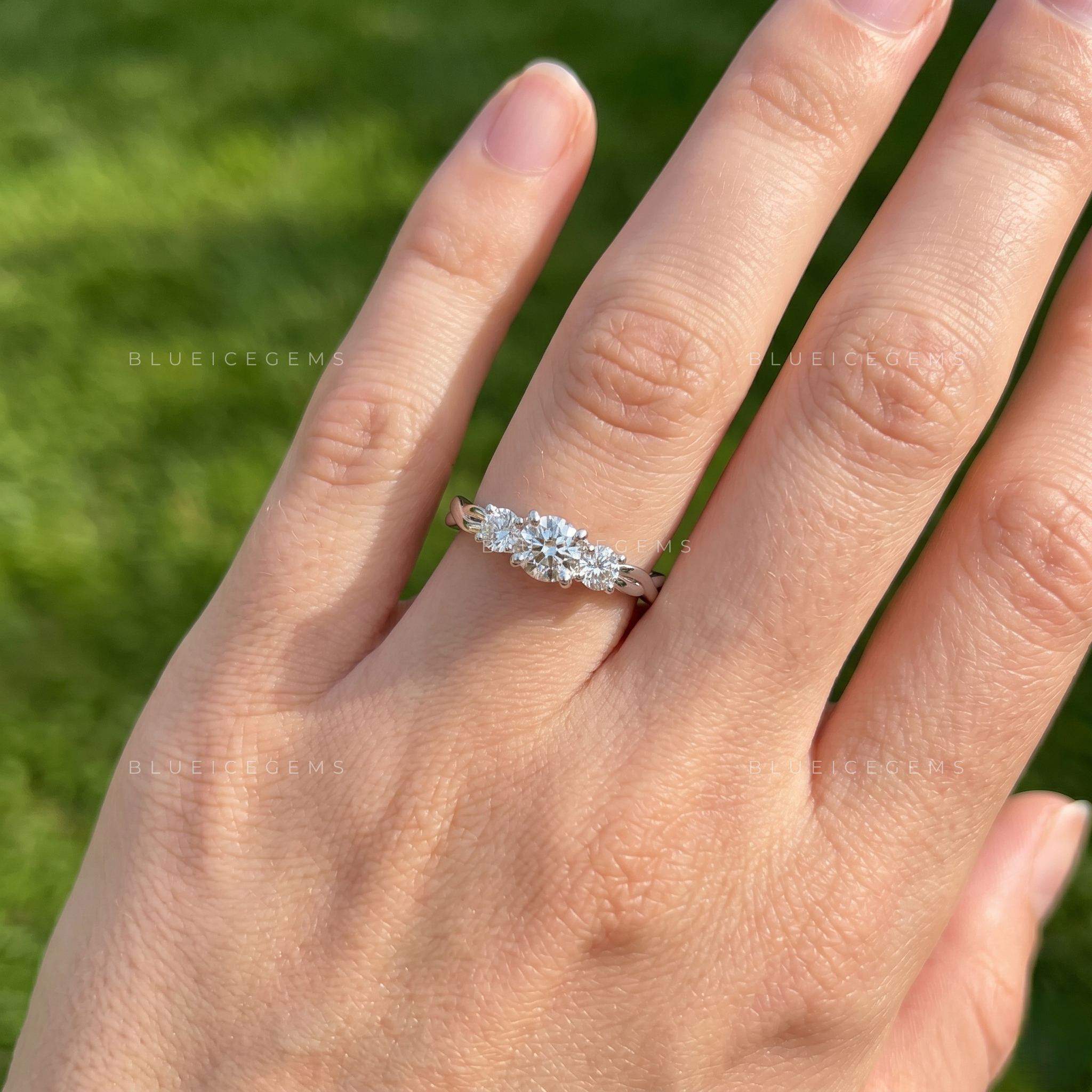 Celestial Spark Round Brilliant Diamond Band Ring