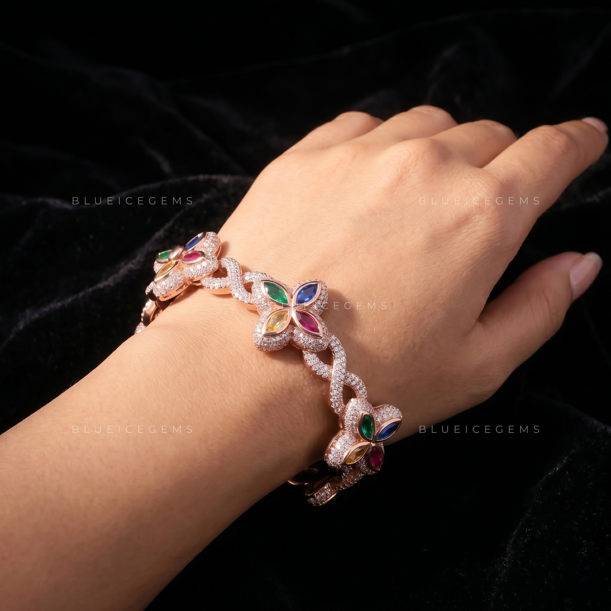 Botanical Shimmer Multi-Marquise Petal Clover Link