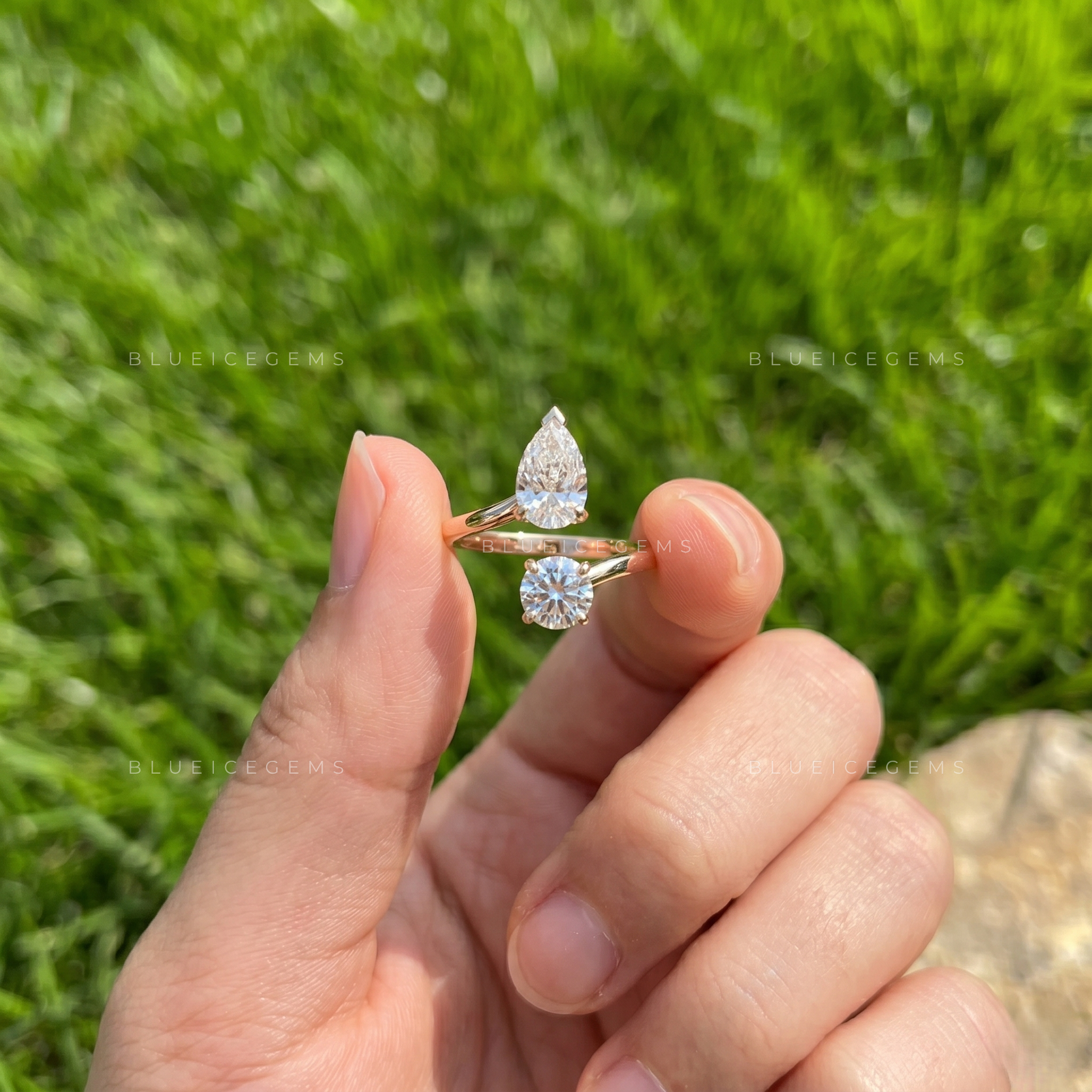 Soulmates Twin Brilliance Pear and Round Cut Toi Et Moi Engagement Ring