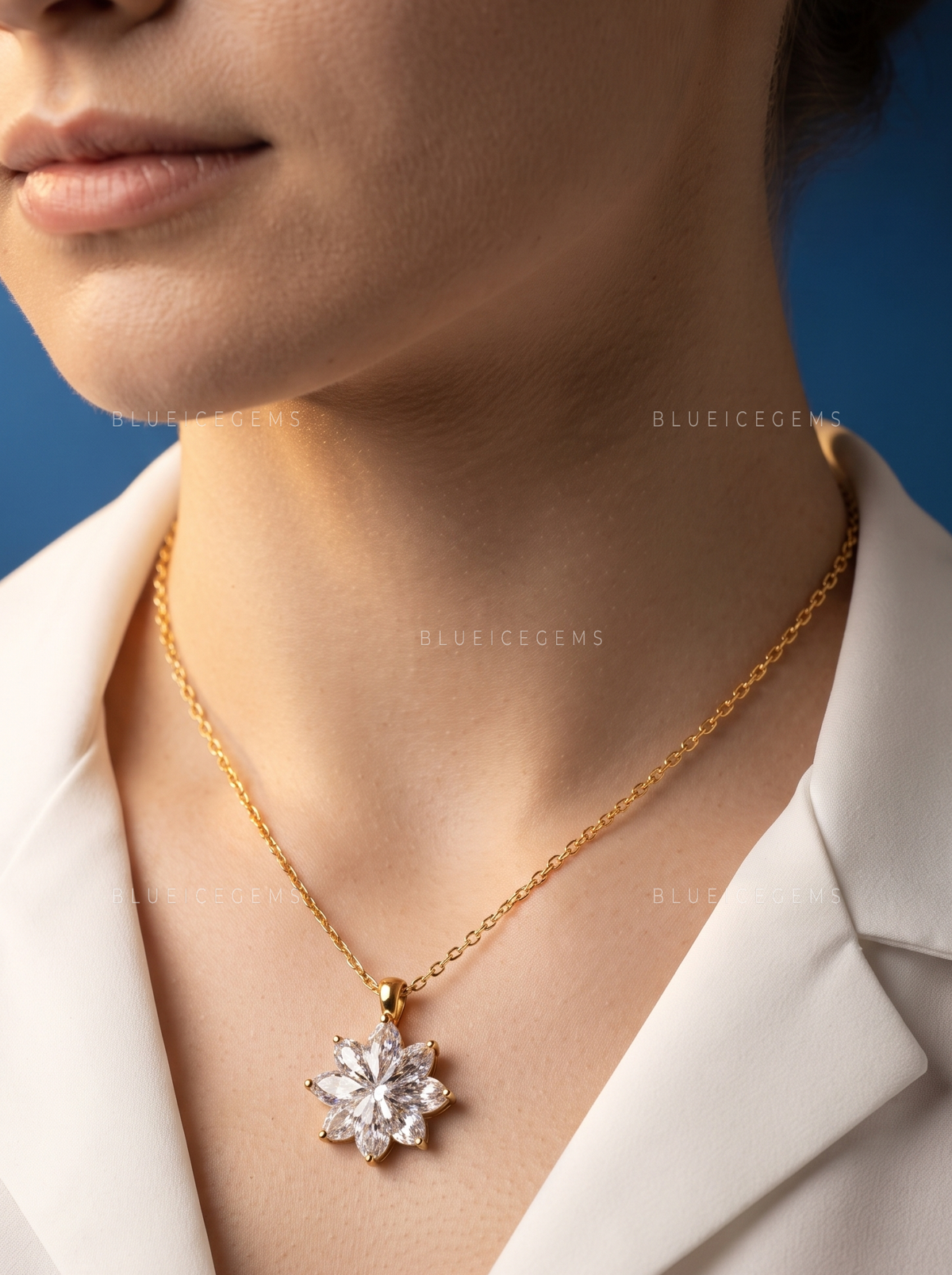 Flower Shape Solitaire Diamond Pendant