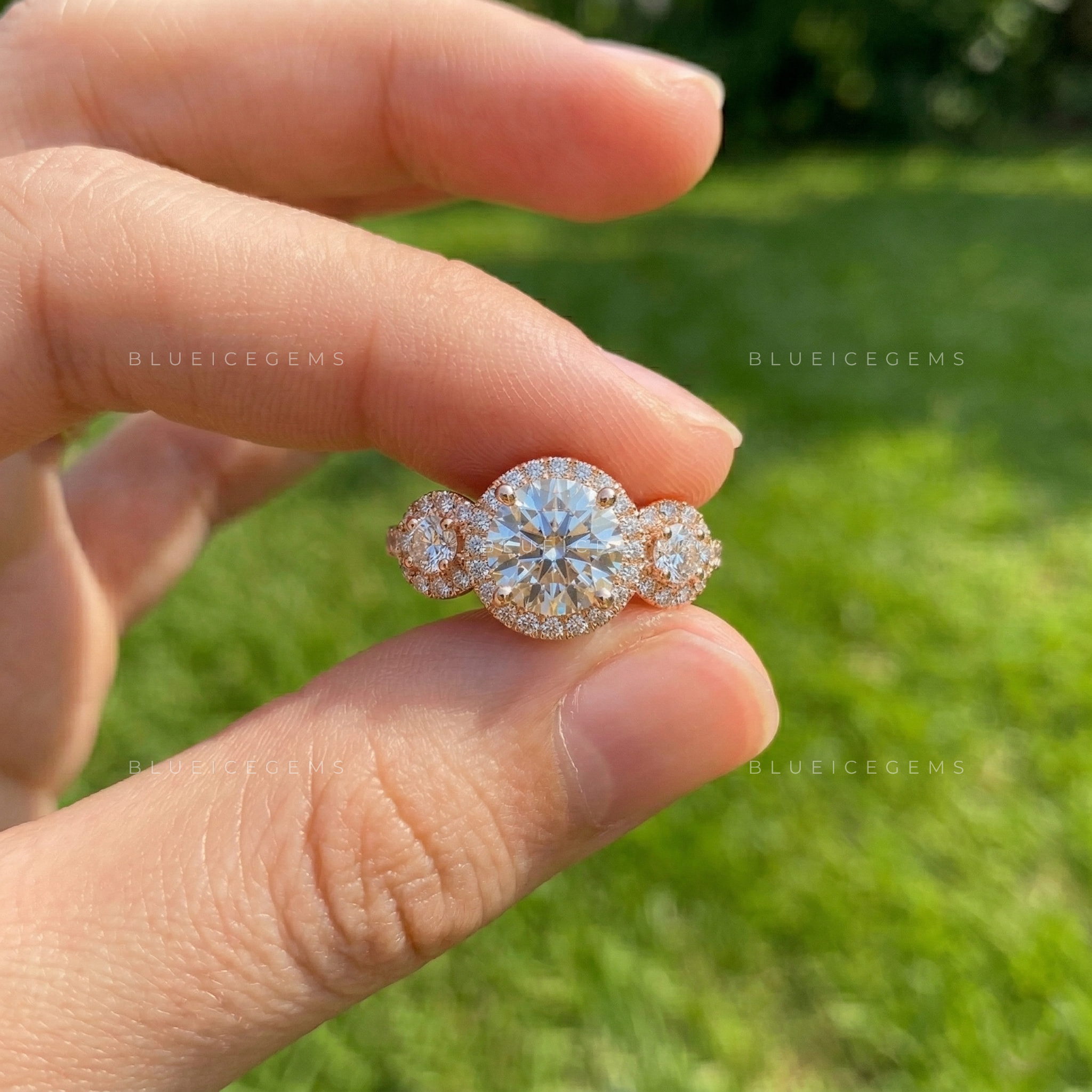 The "Main Character" Halo Trio: Iconic Round Brilliant Sparkle