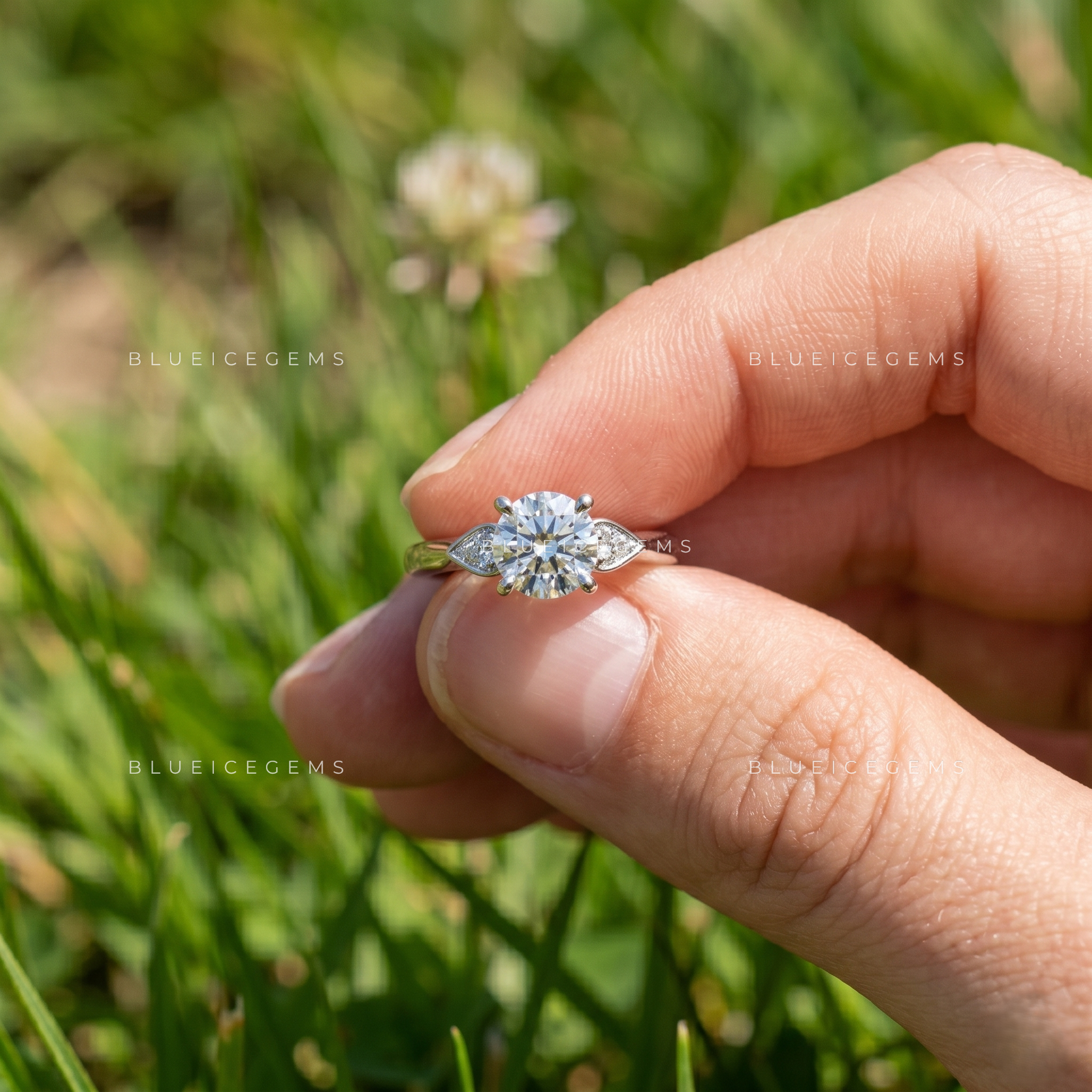 Aurevian Round Cut Hidden Accent Engagement Ring