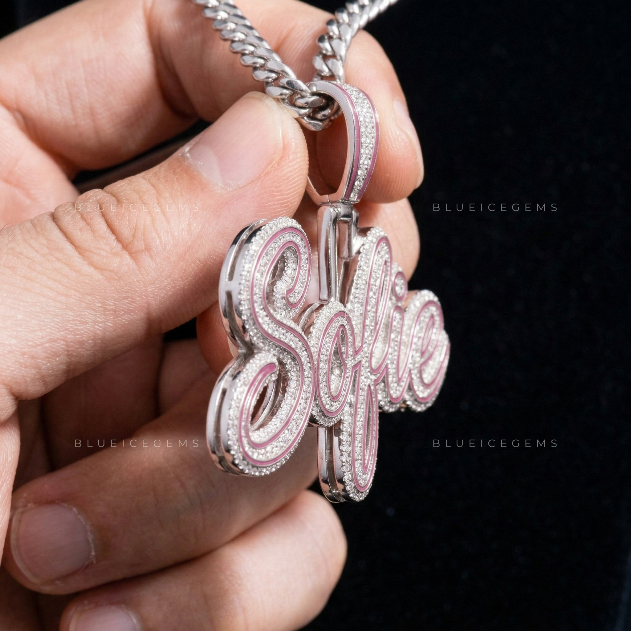 The "Sofie" Signature: Cursive Fluidity & Magenta Enamel Sovereign