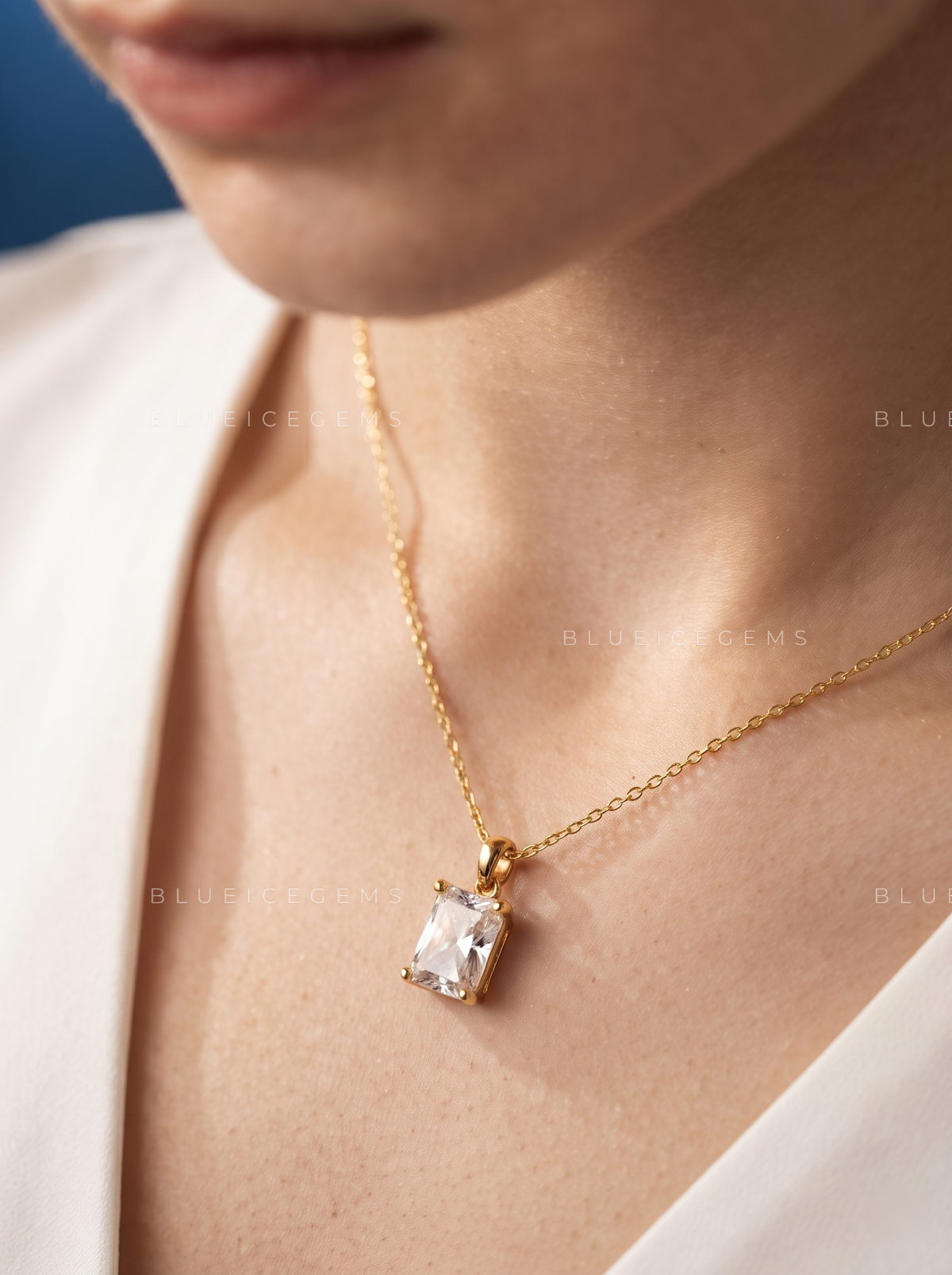 Radiant Cut Solitaire Diamond Pendant