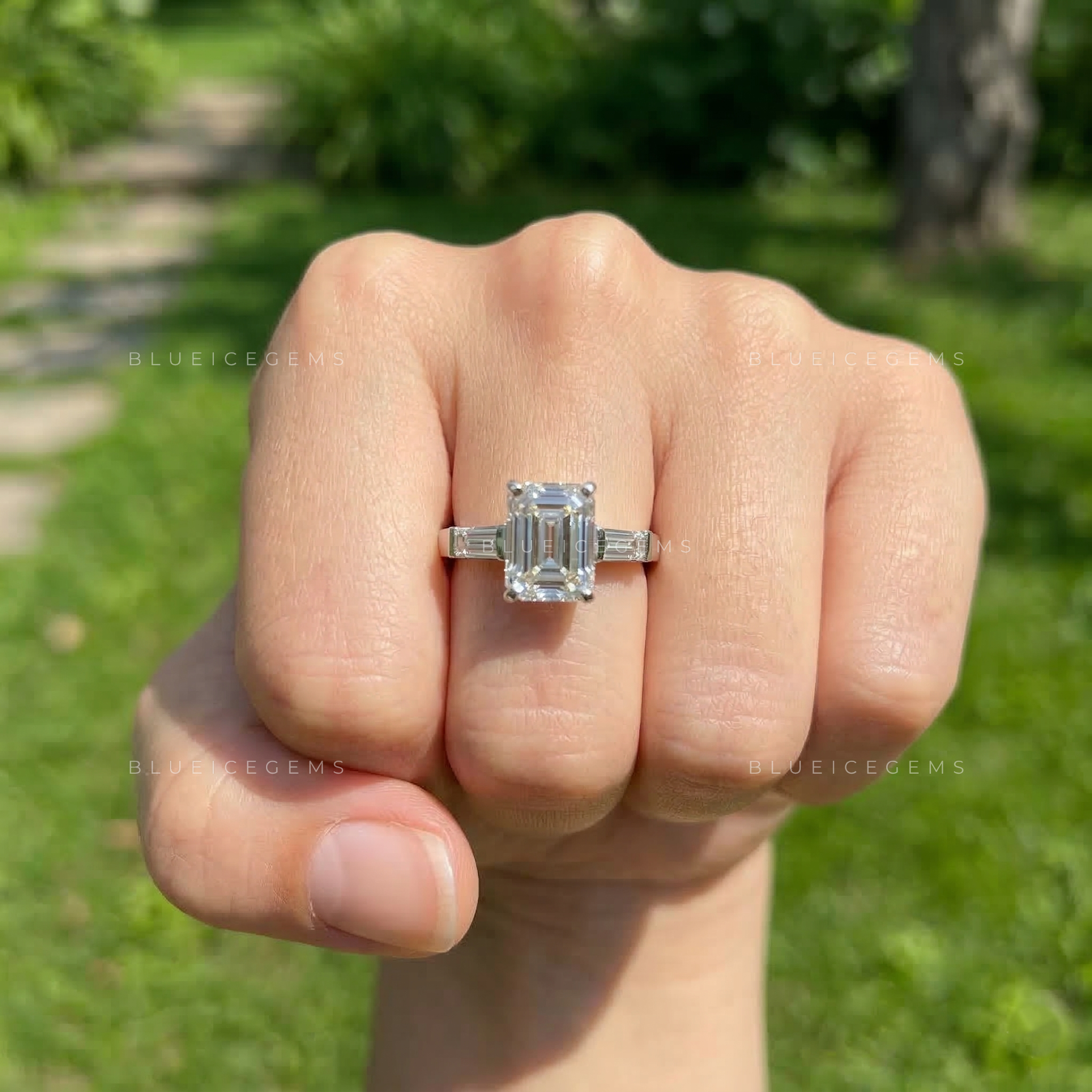 Art Deco Elegance Emerald and Baguette Trilogy Ring