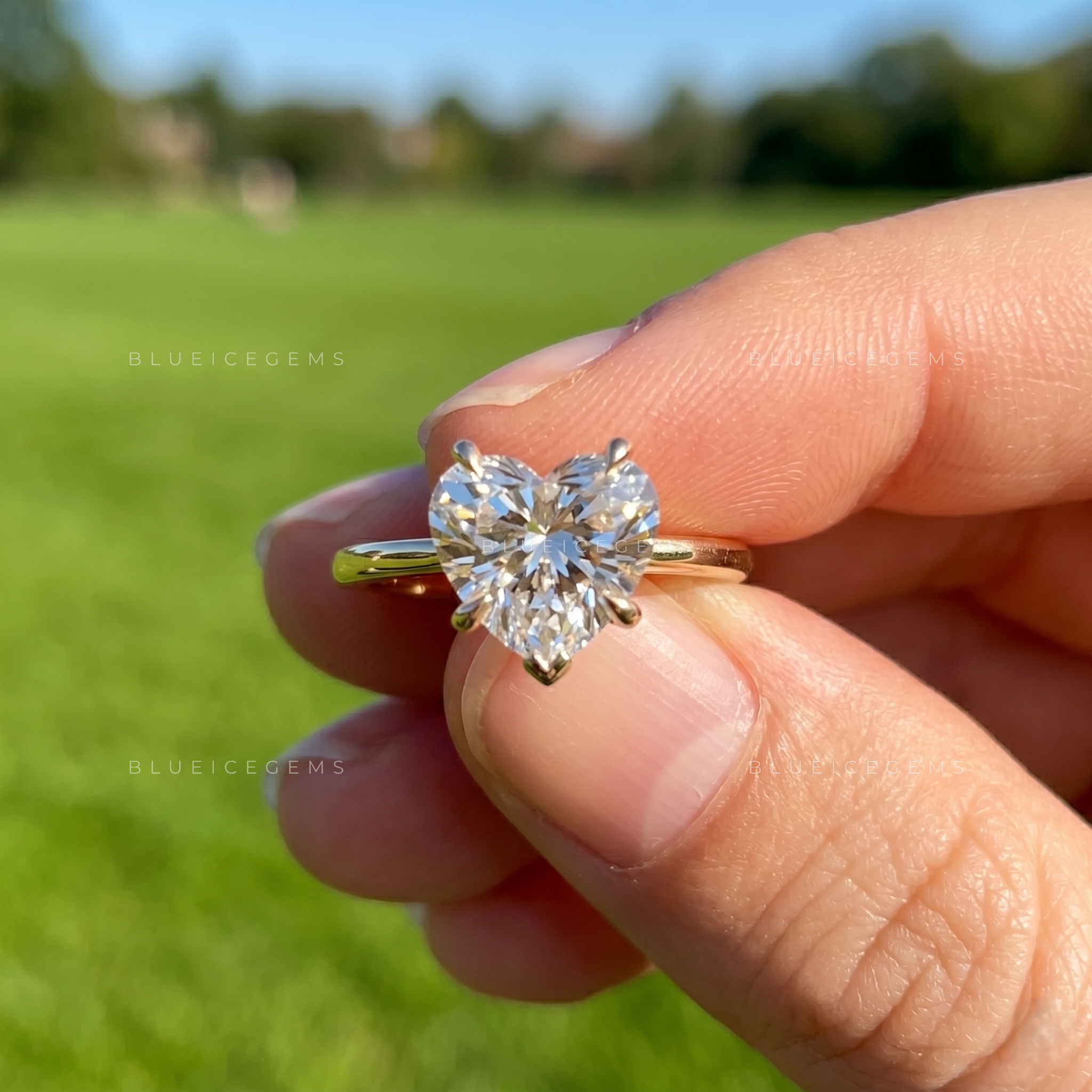 Romantic Heart Brilliant Cut Solitaire Statement Keepsake Ring