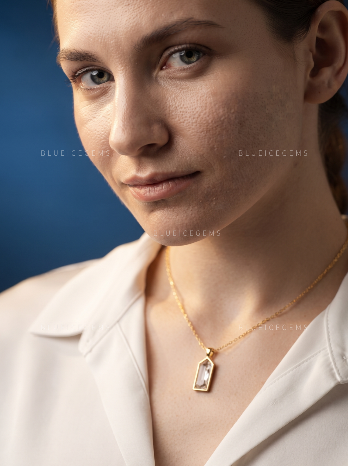 Bullet Shape Solitaire Diamond Pendant
