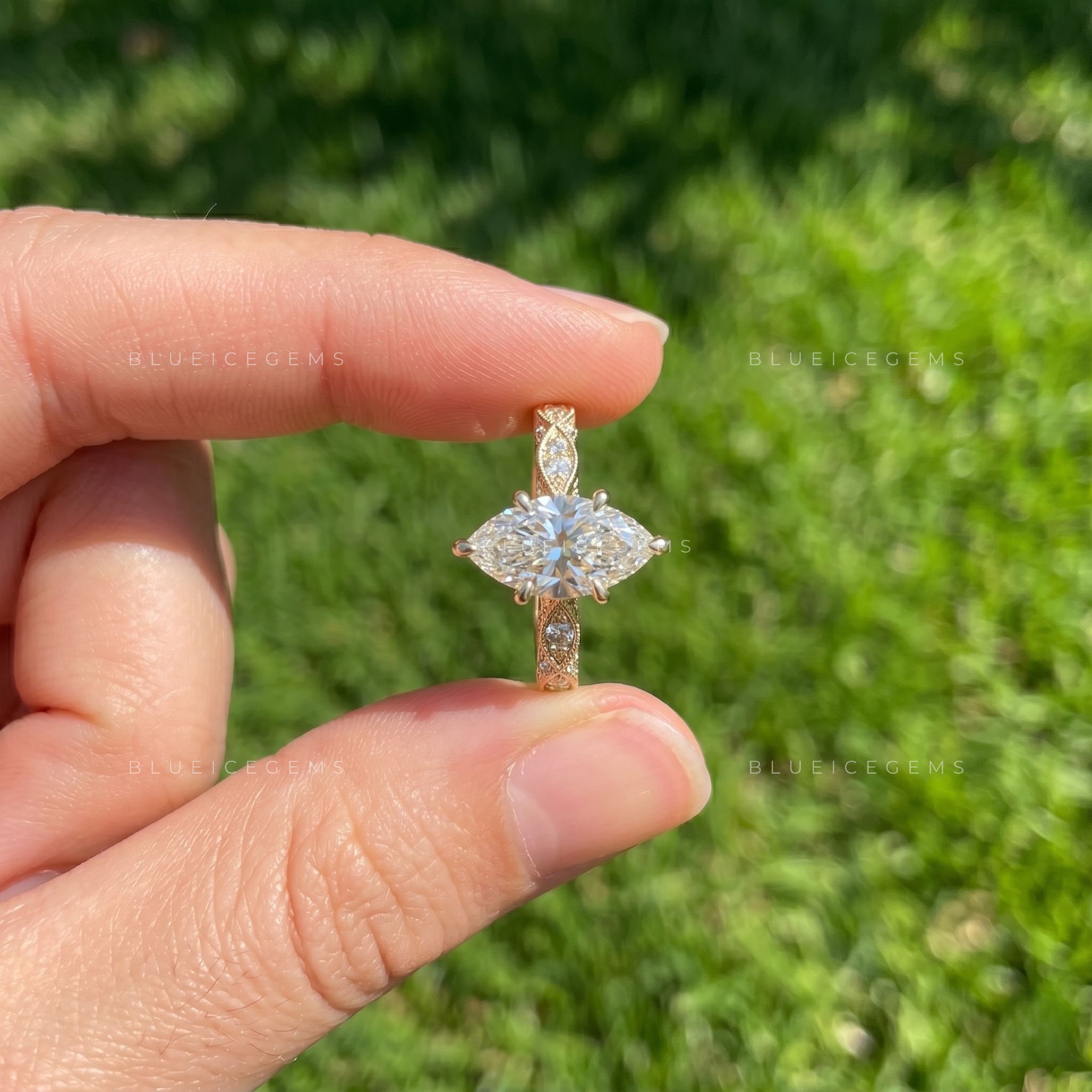 The "Regal Silhouette" Marquise Halo: An Iconic VVS2 Statement