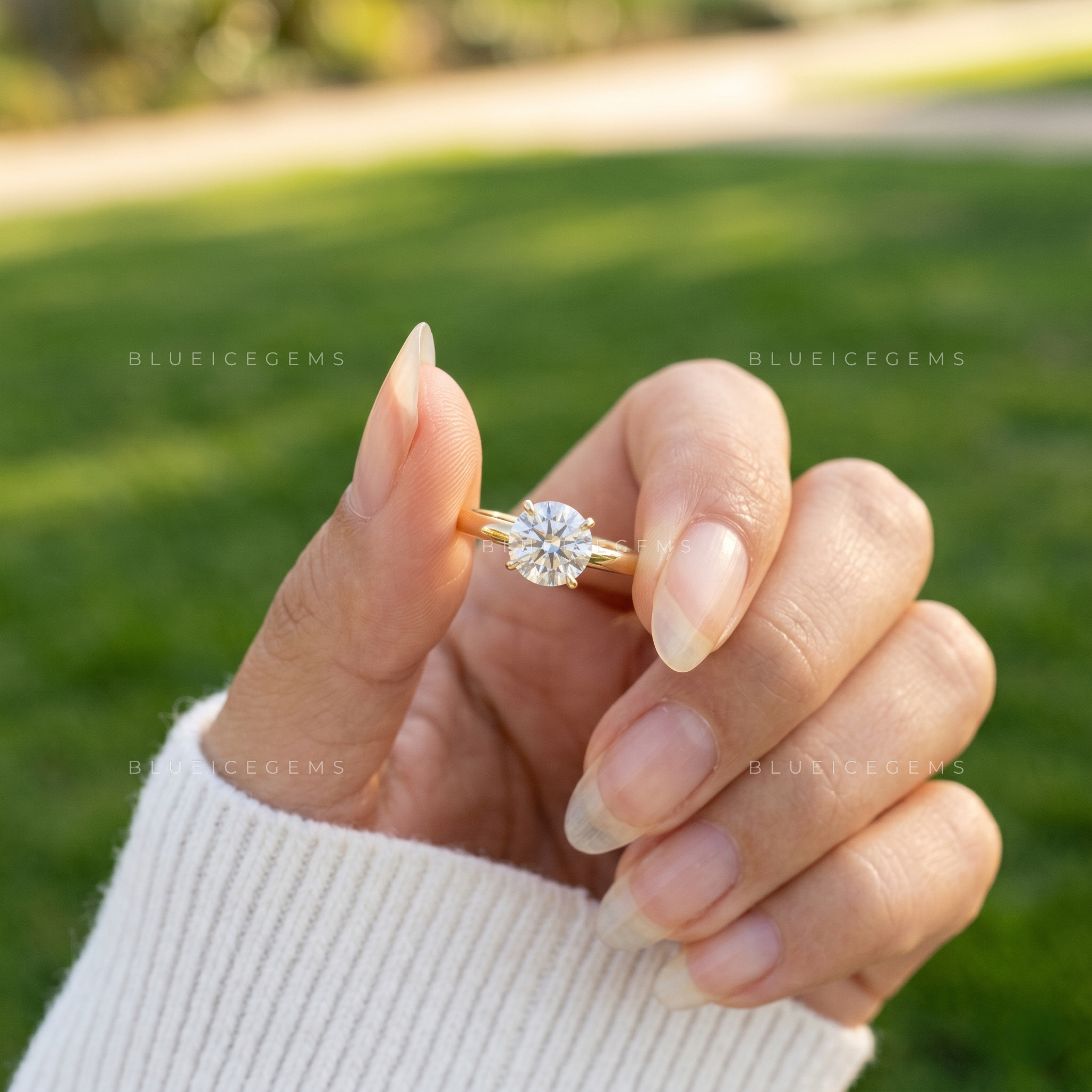 Sorelle Cushion Cut Classic Silhouette Engagement Ring