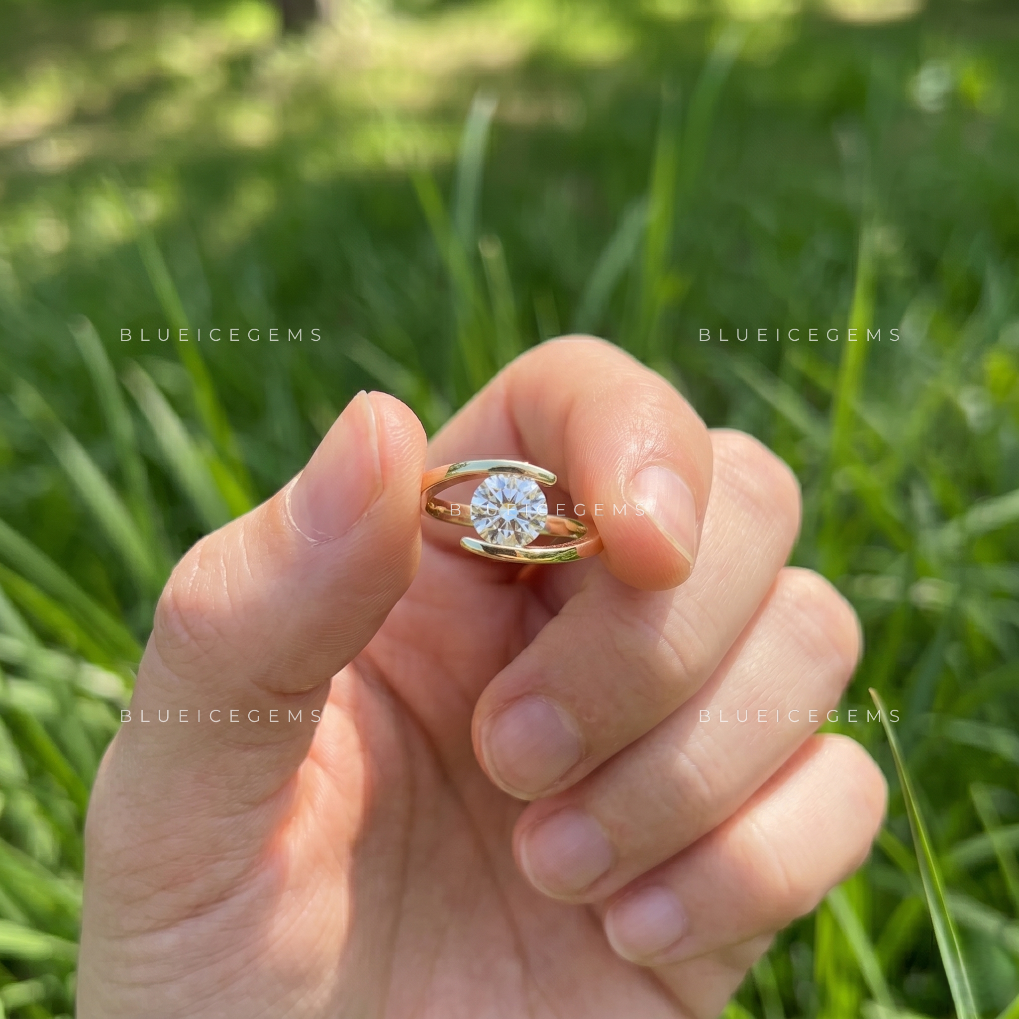 Timeless Horizon Round Cut Solitaire Engagement Ring