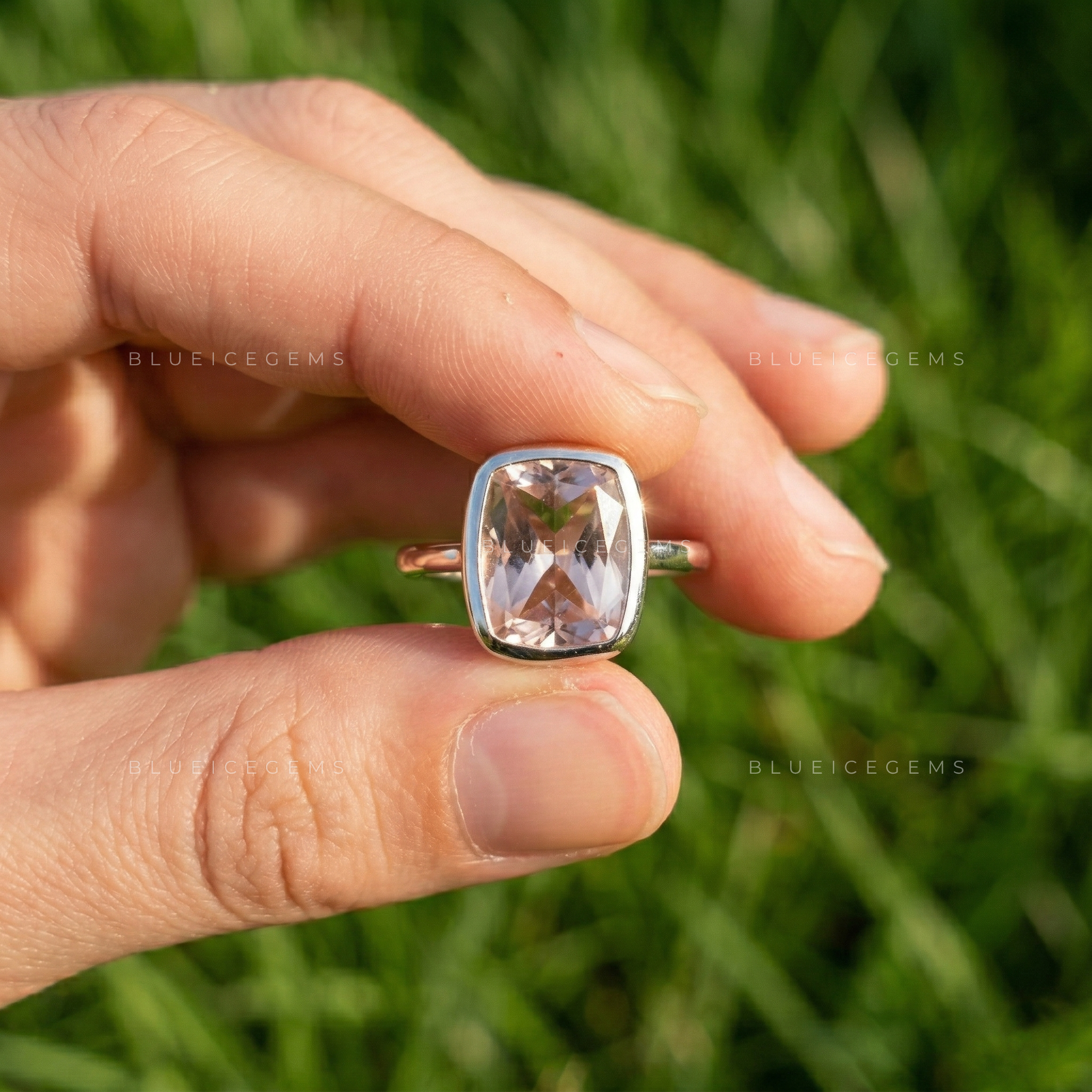 The "Vintage Soul" Bezel-Set Elongated Cushion: Pure Ethical Glow
