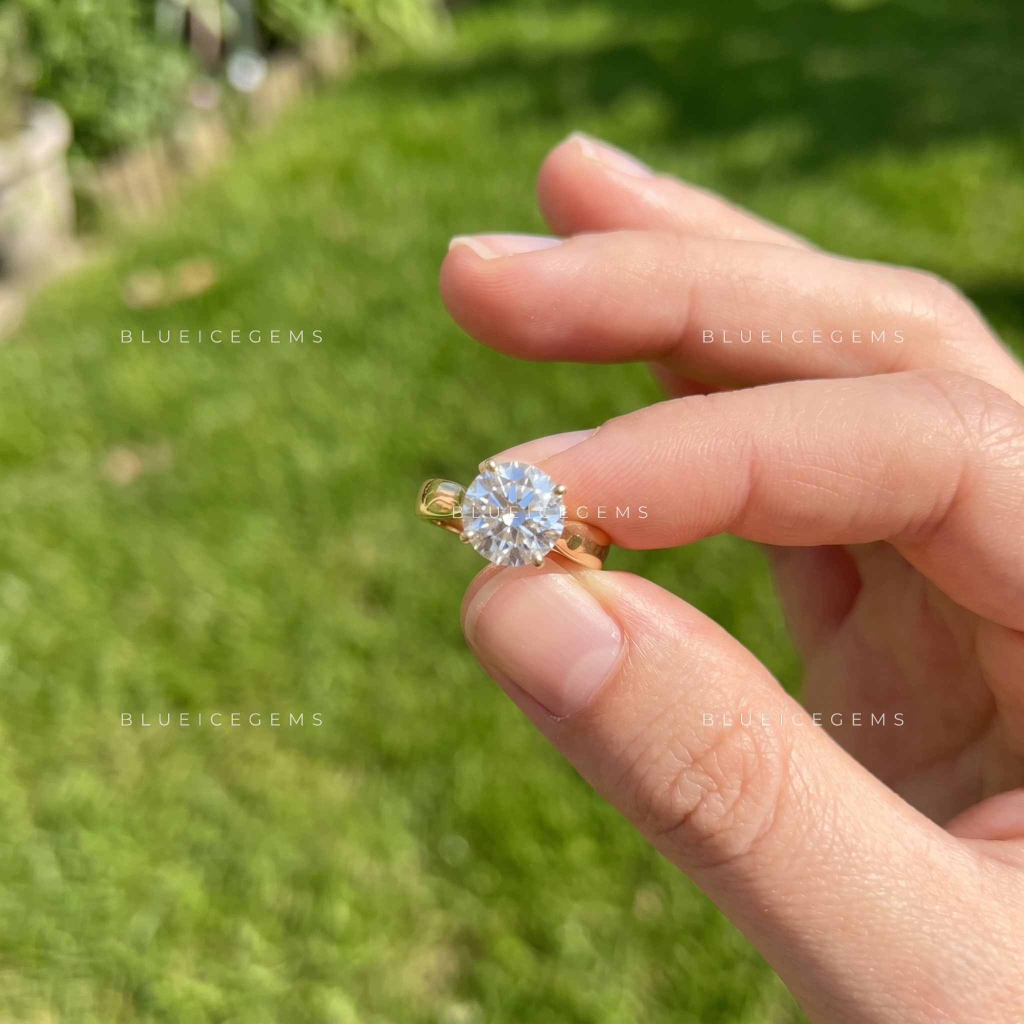 Divine Horizon Round Brilliant Solitaire Engagement Ring