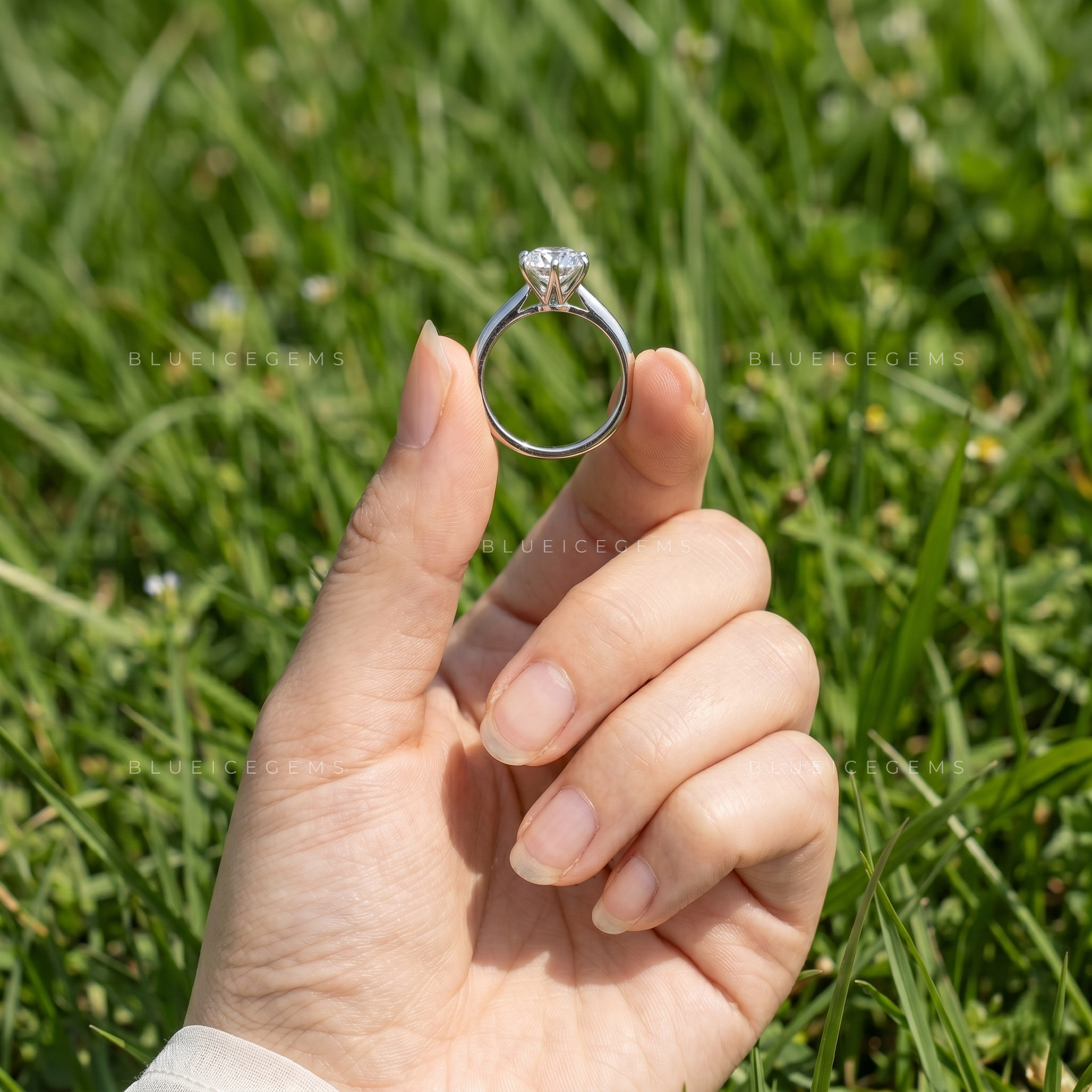 Dainty Splendor Brilliant Round Cut Adjustable Solitaire Ring