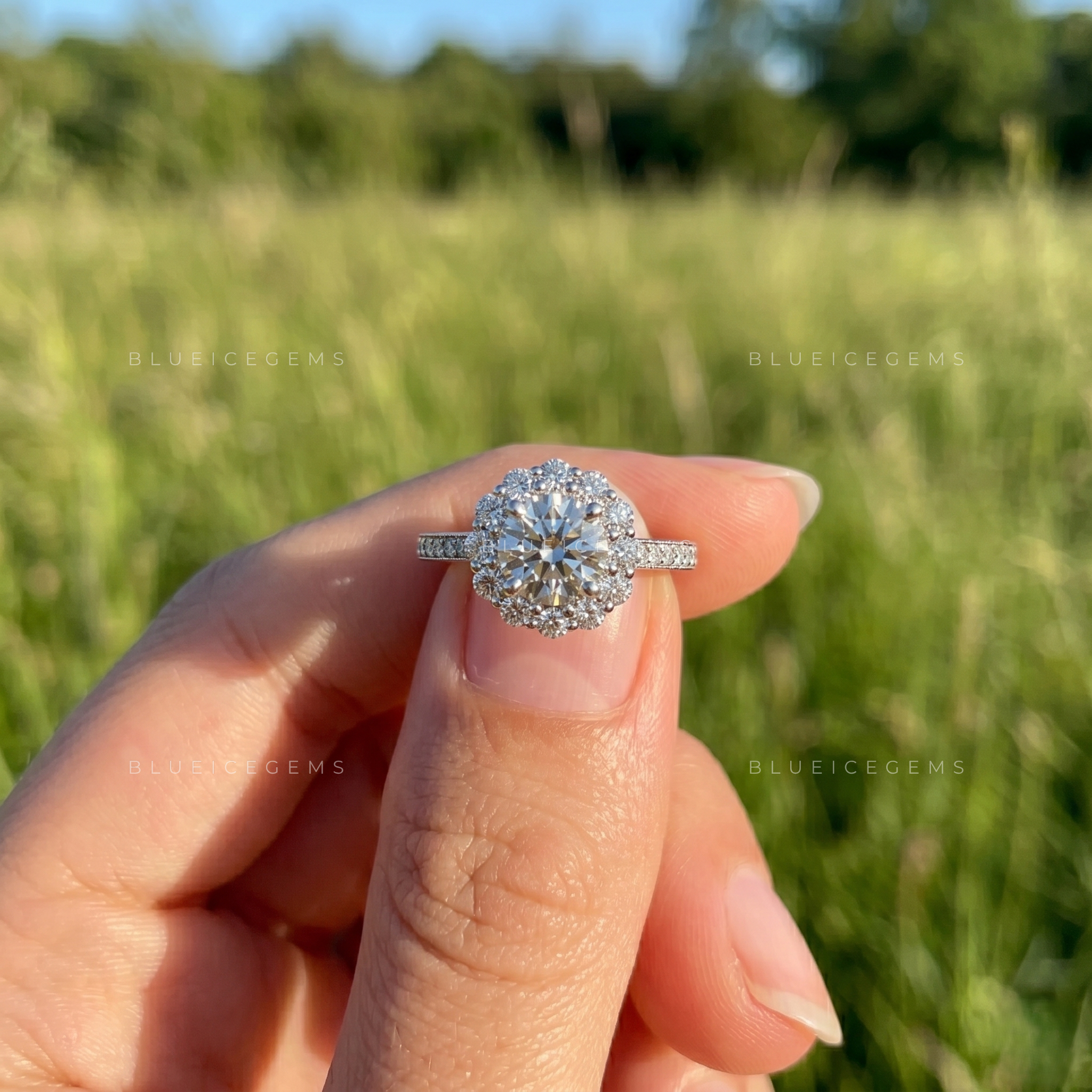 Vintage Splendor Round Brilliant Cut Halo Engagement Ring