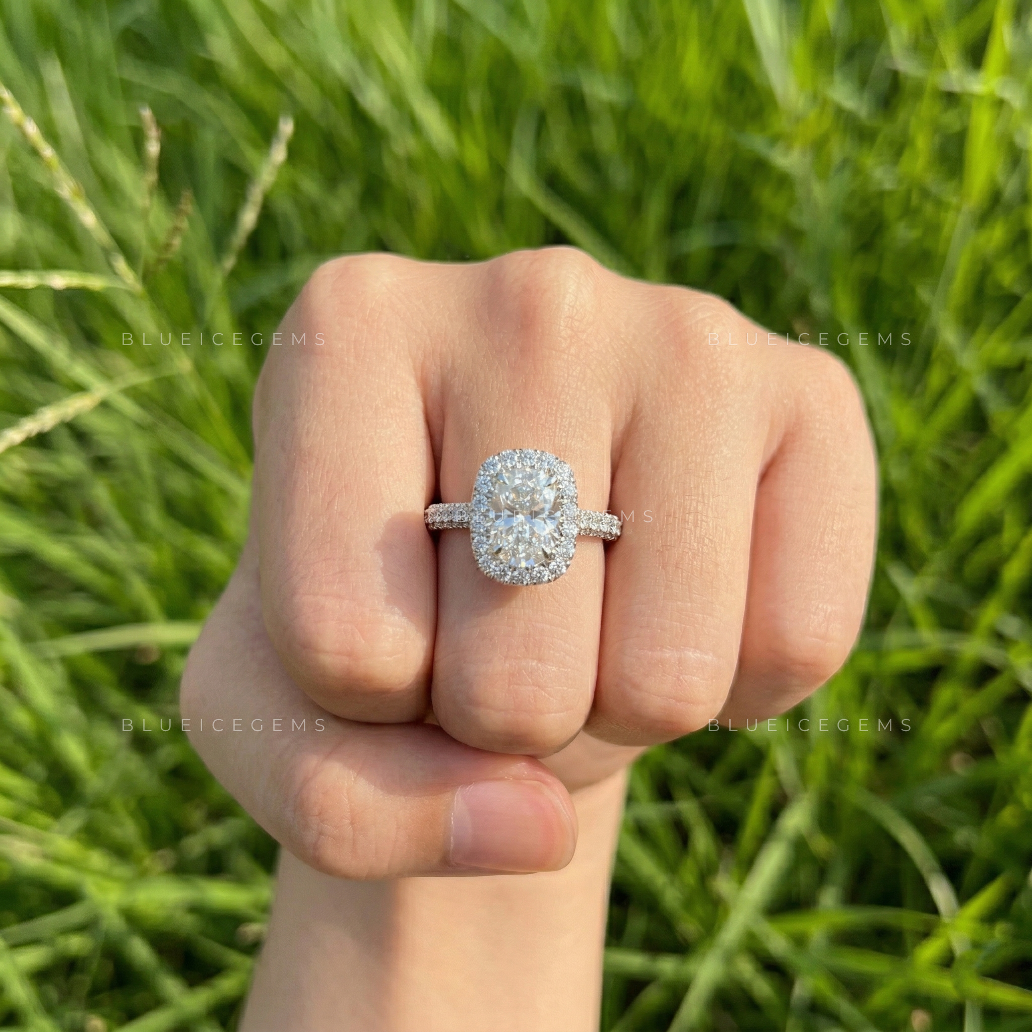 Elegant Aura Oval Cut Pavé Engagement Ring