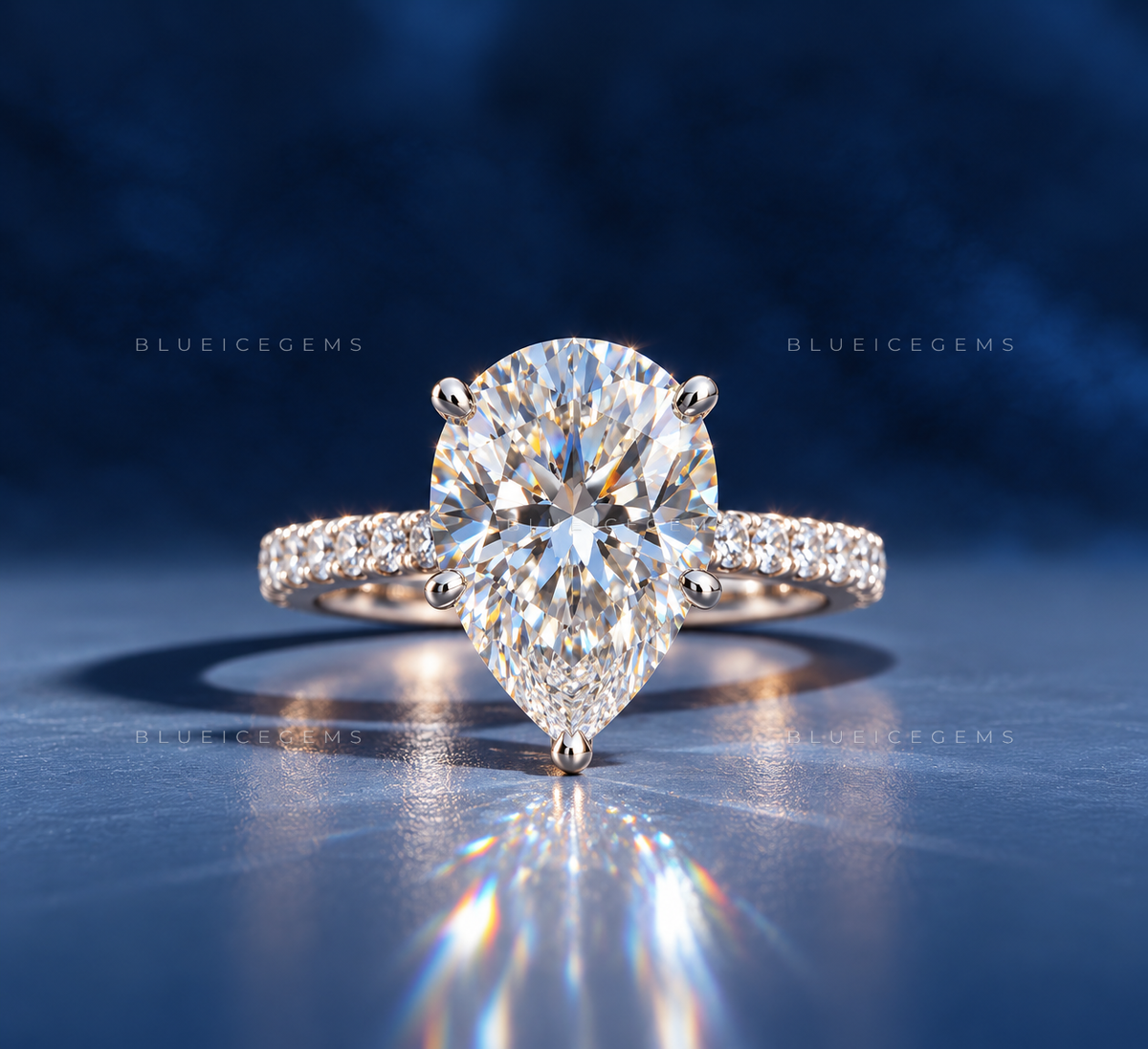 Grand Premiere Pear Cut Halo Ring