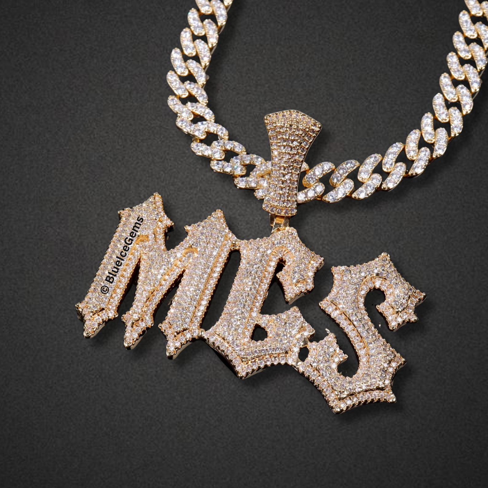 Custom Old English Nameplate Necklace