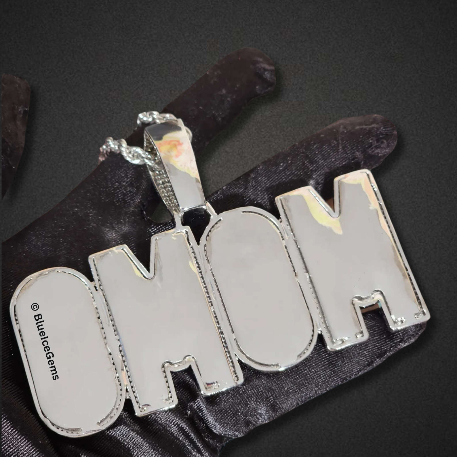 Custom "MOMO" Bubble Font Necklace