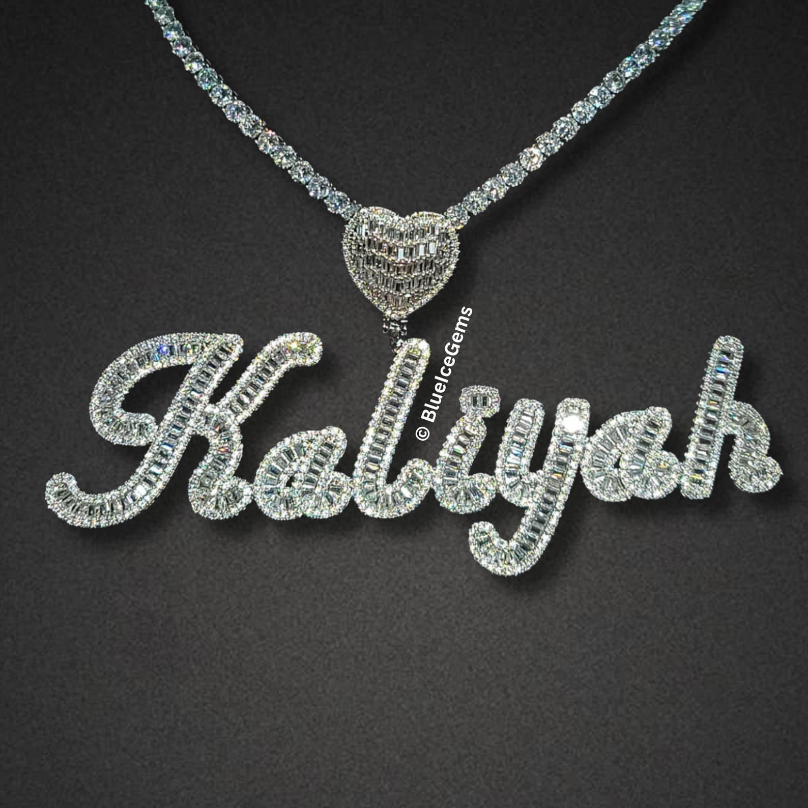 Custom "Aaliyah" Script Nameplate with Heart Necklace