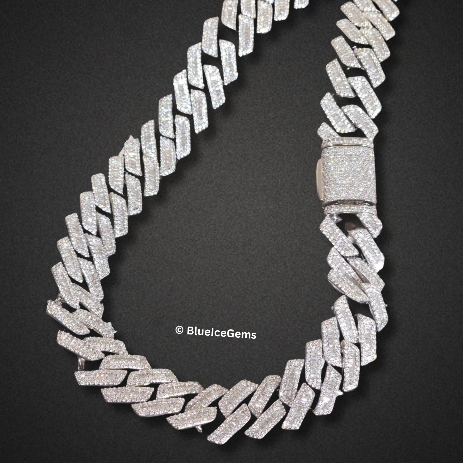 The "Masterpiece" Diamond Cuban Chain