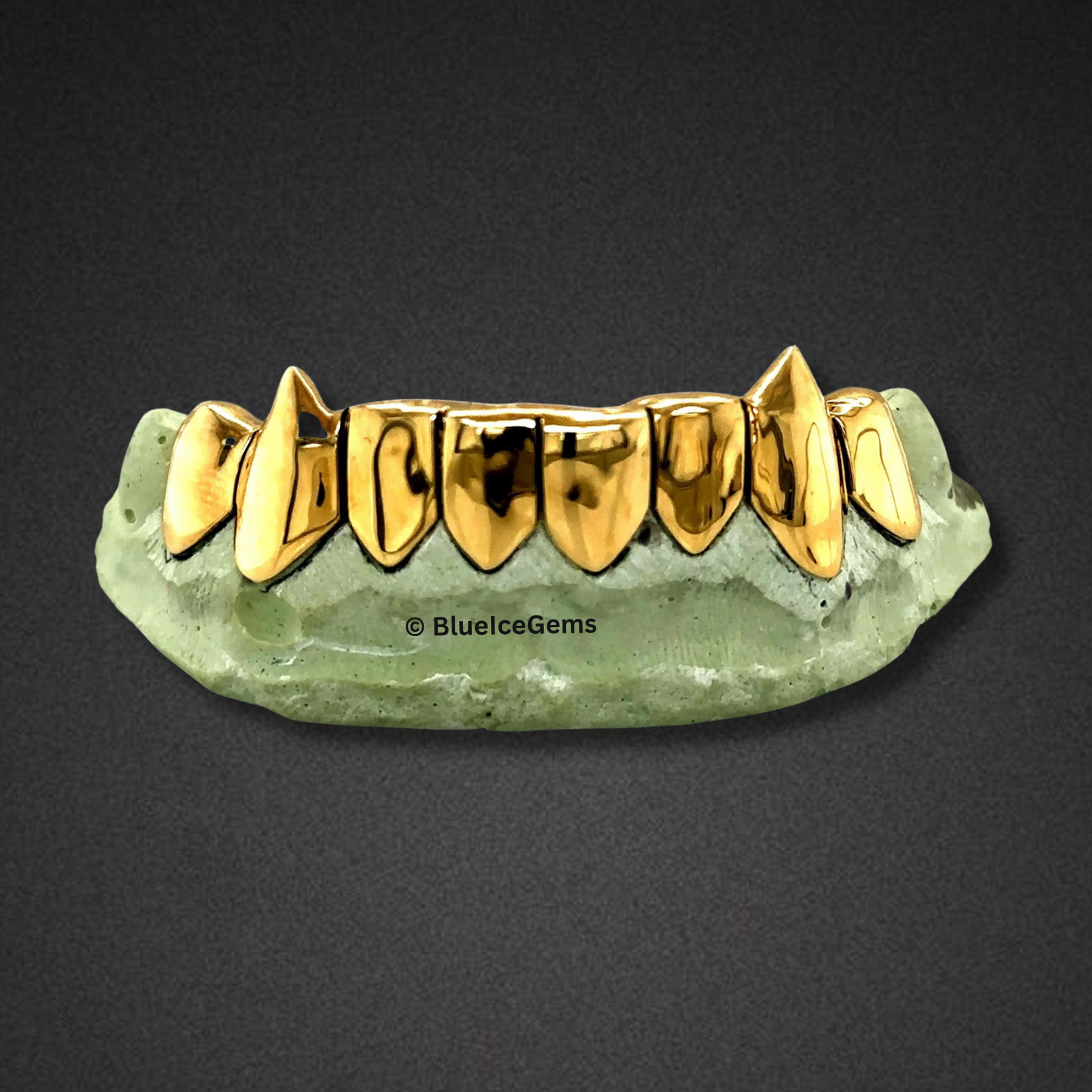 Golden Vandal Gap-Bar Full Set Grillz