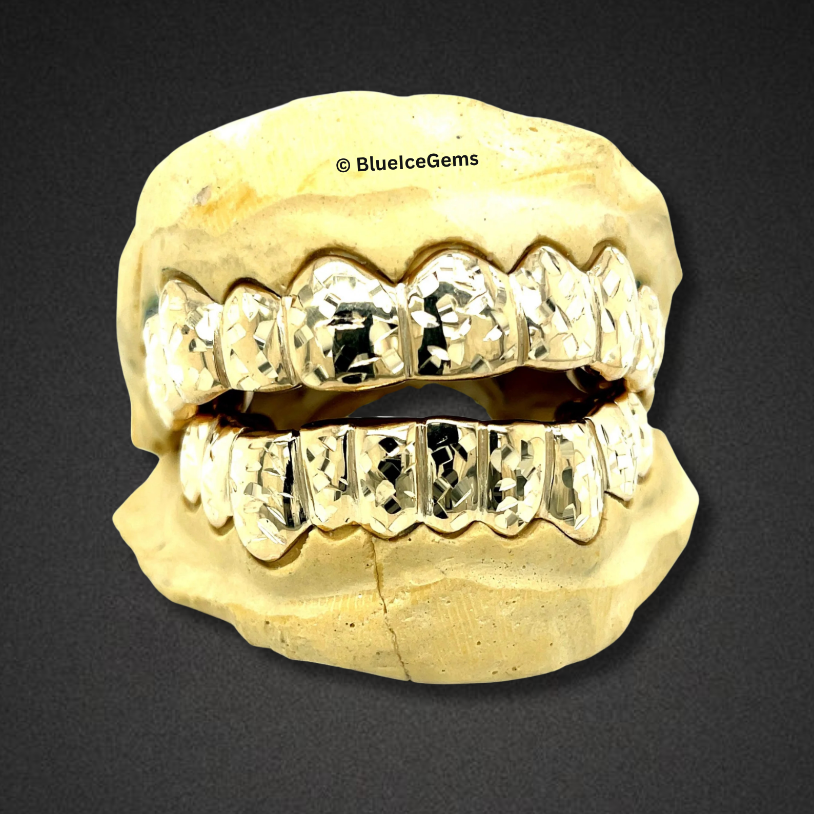 Gold Diamond-Cut Classic Grillz