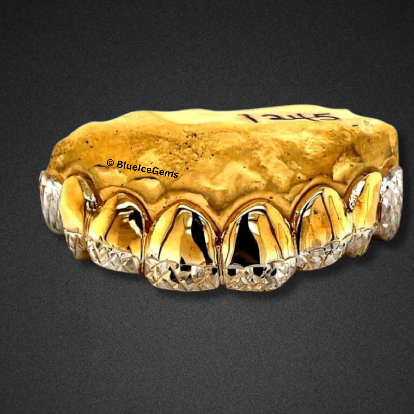 Diamond Cut Gold Fangs Grillz