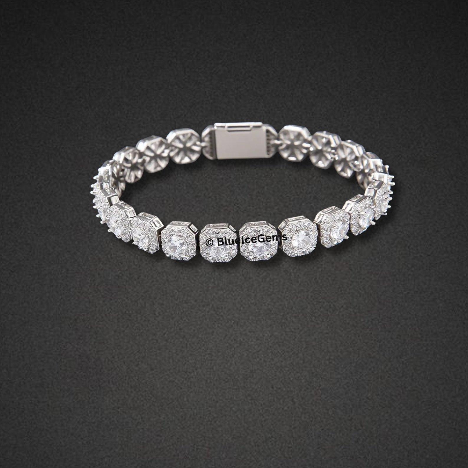 Cushion-Cut Diamond Tennis Bracelet