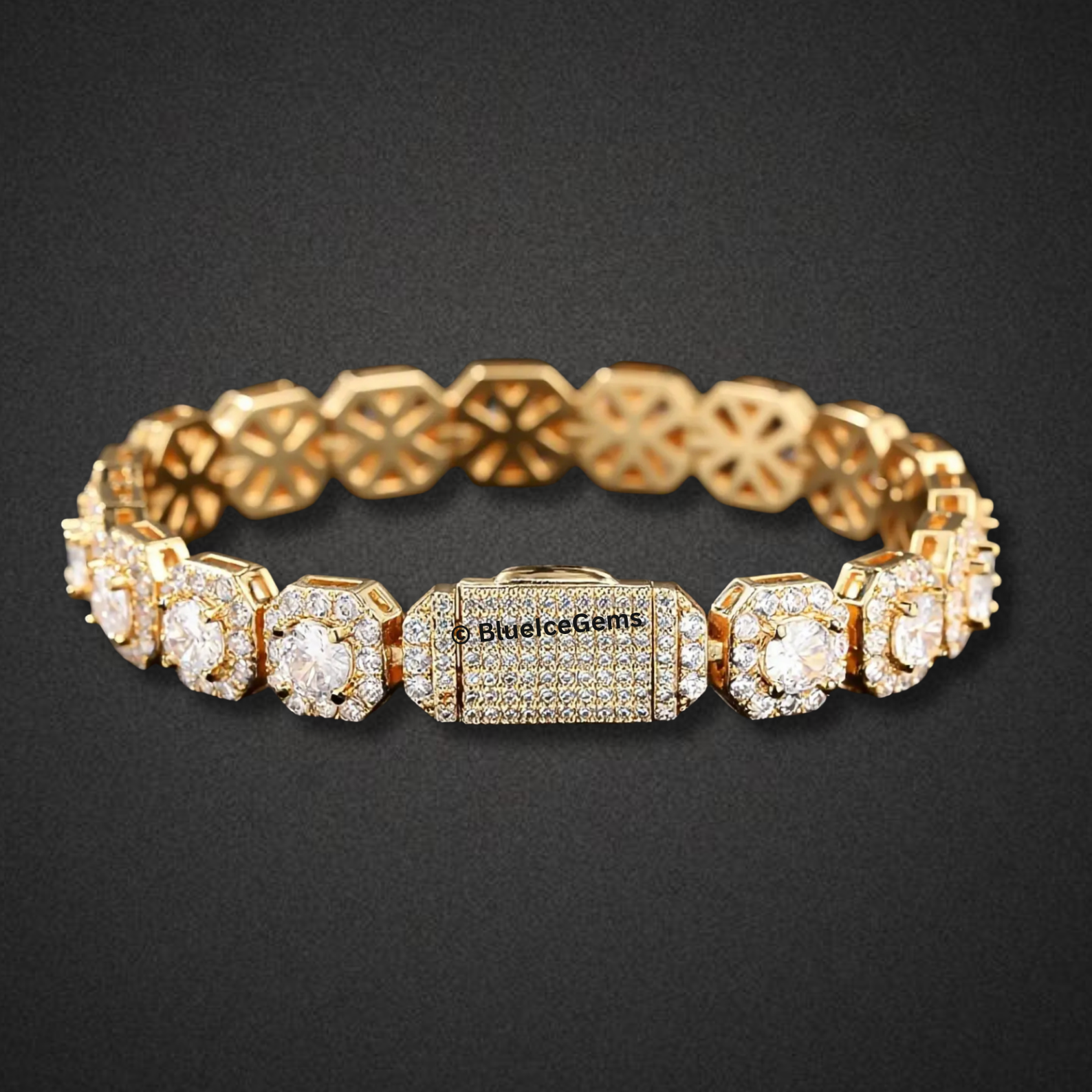 Cushion-Cut Diamond Tennis Bracelet