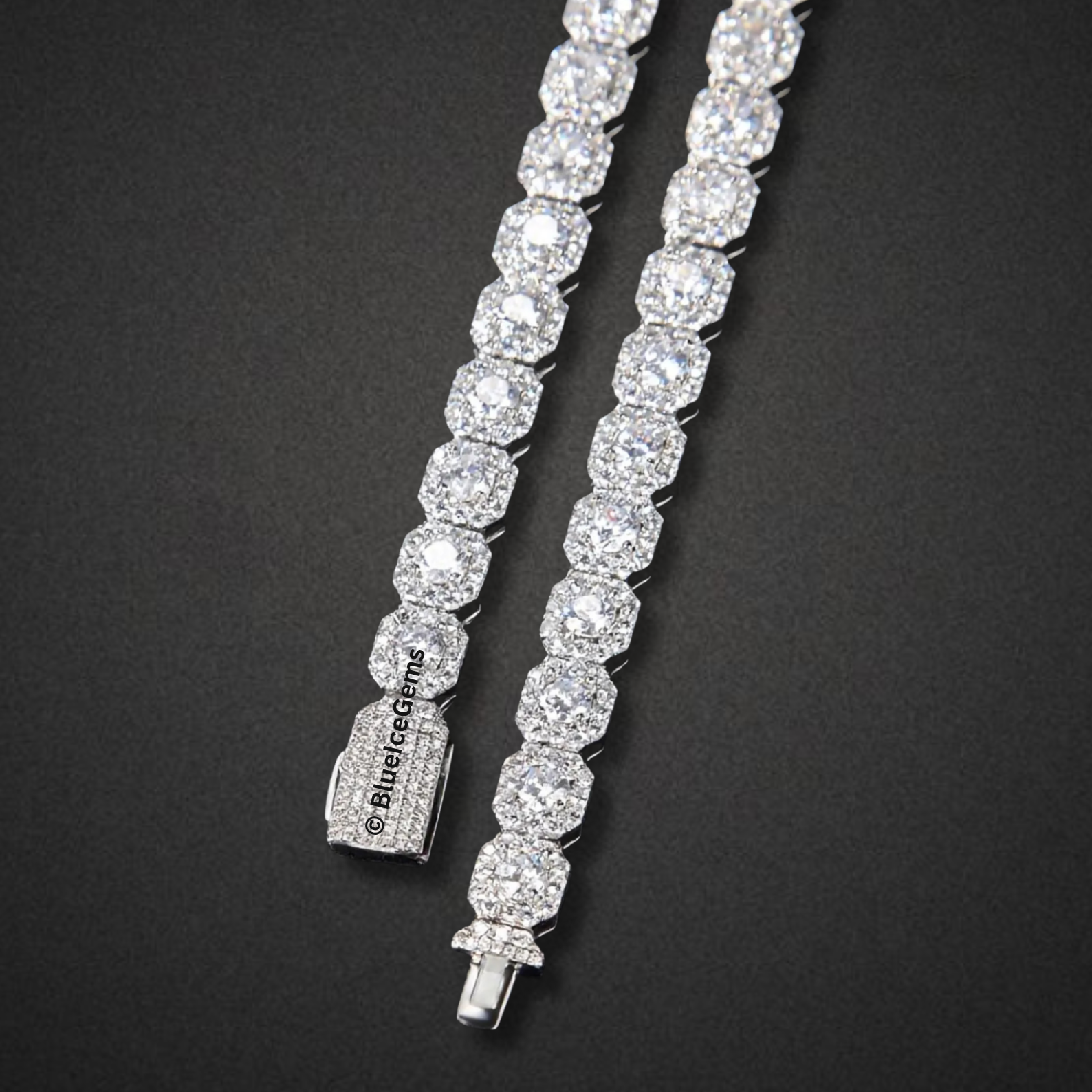 Cushion-Cut Diamond Tennis Bracelet