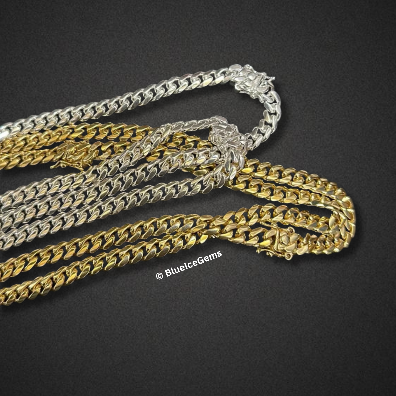 The "Versatile Luxe" Cuban Link Chain