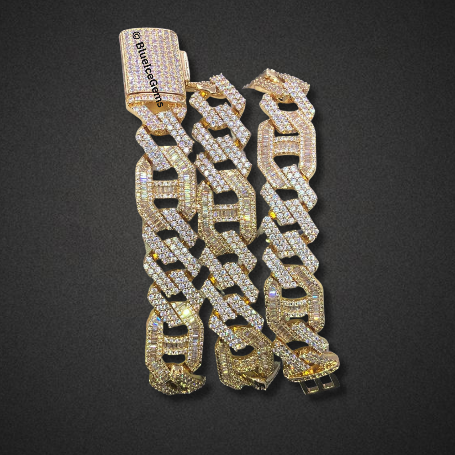 The "Unapologetic Drip" Diamond Mariner Chain