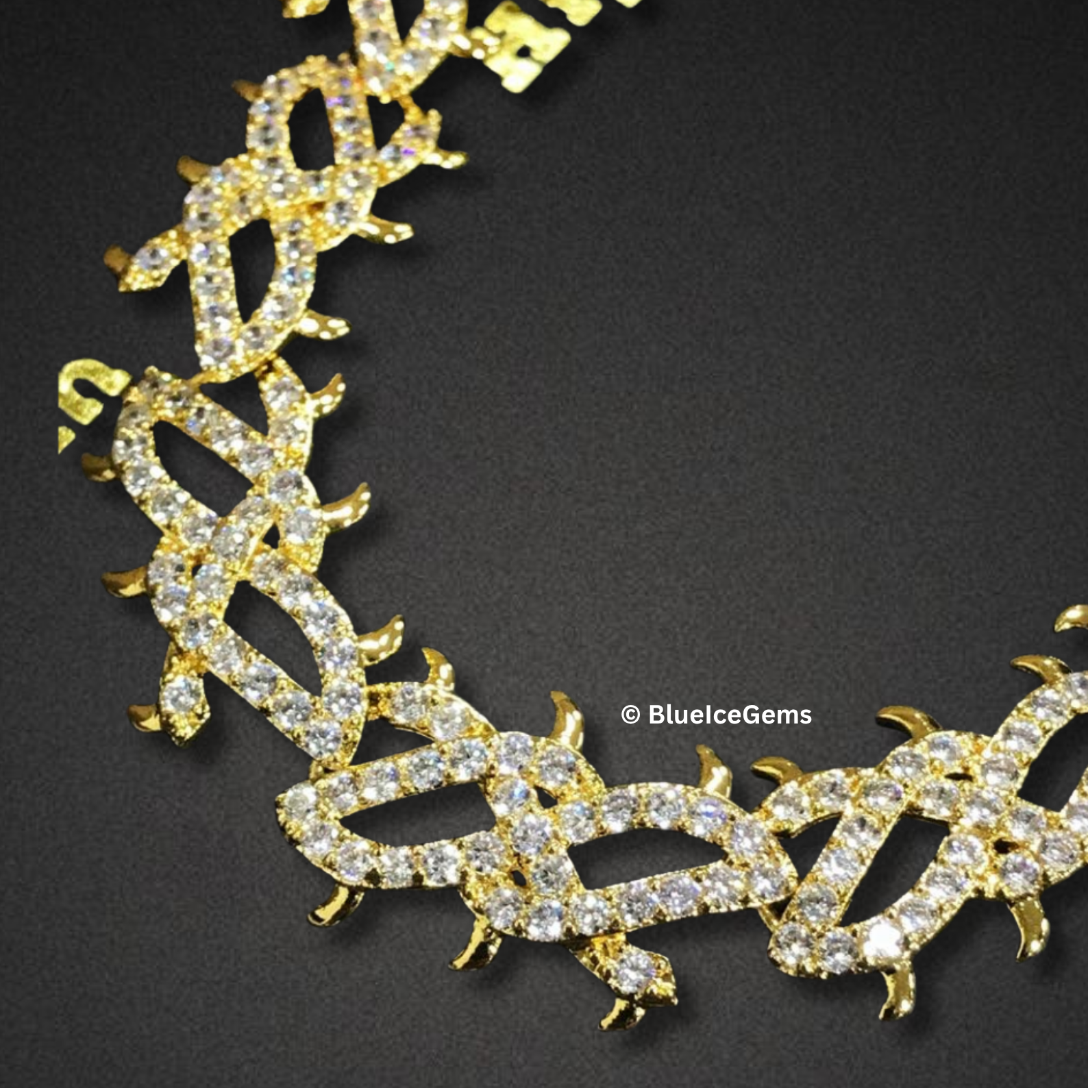 The "Ice Thorn" Diamond Chain