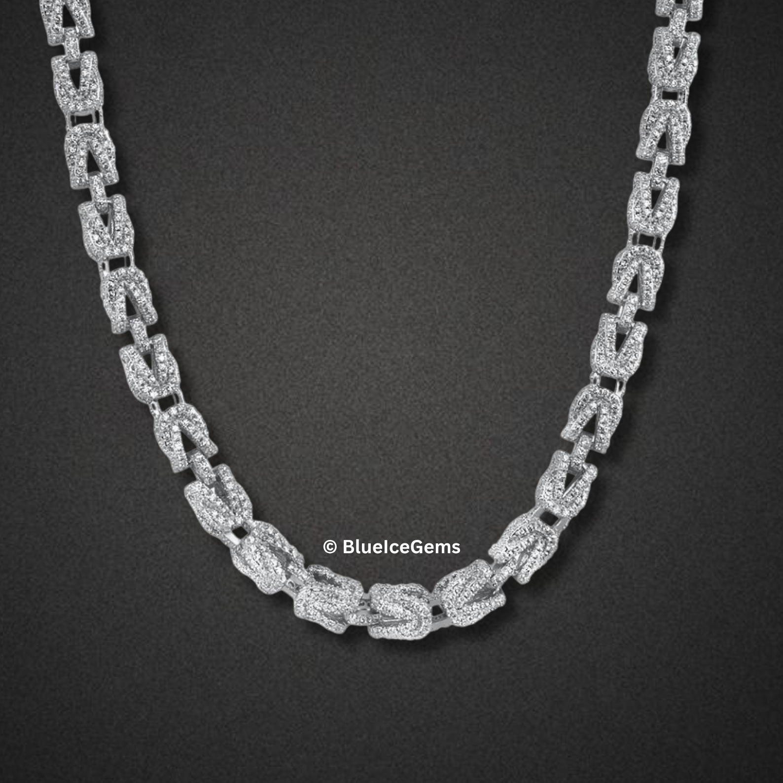 The "Byzantine King" Diamond Chain