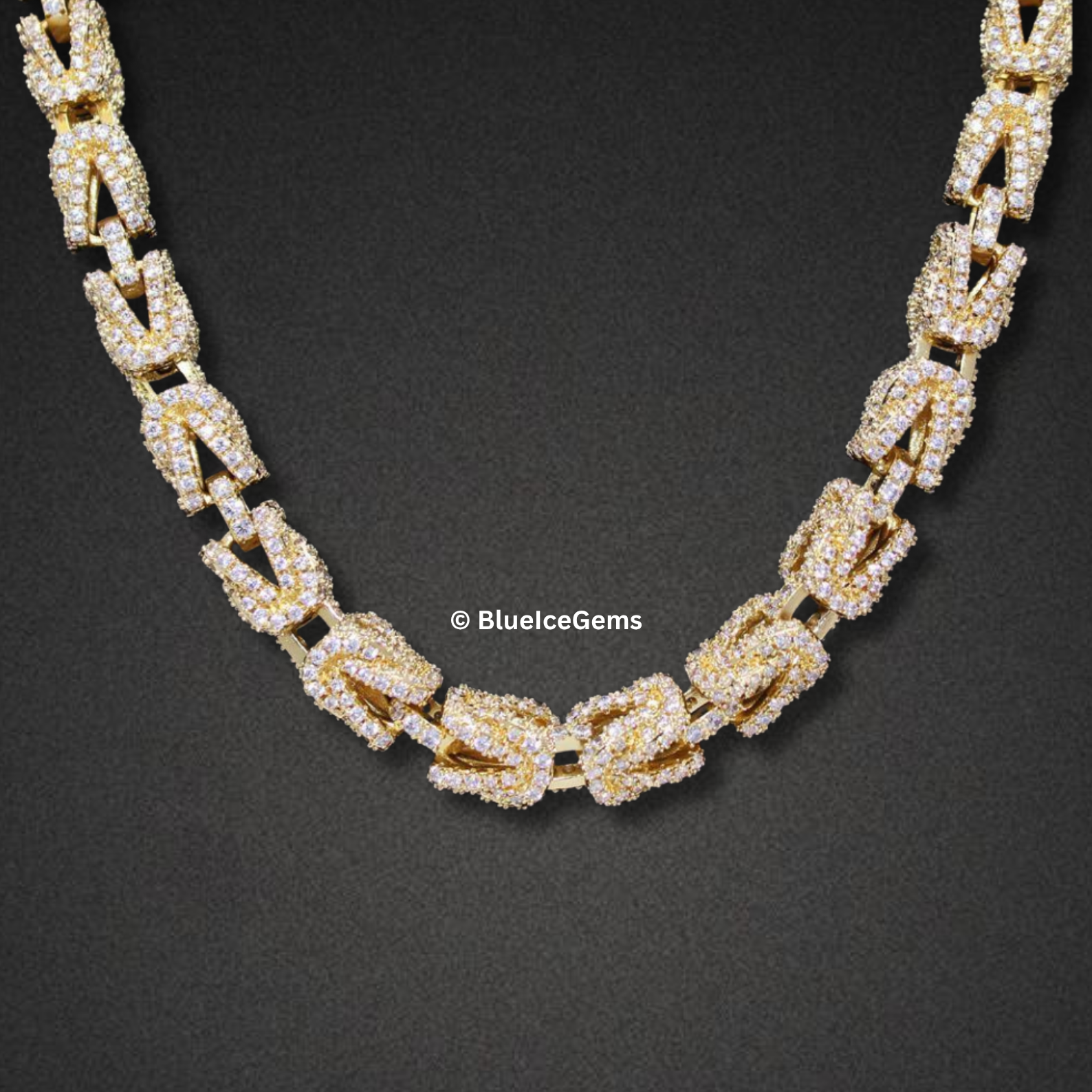 The "Byzantine King" Diamond Chain