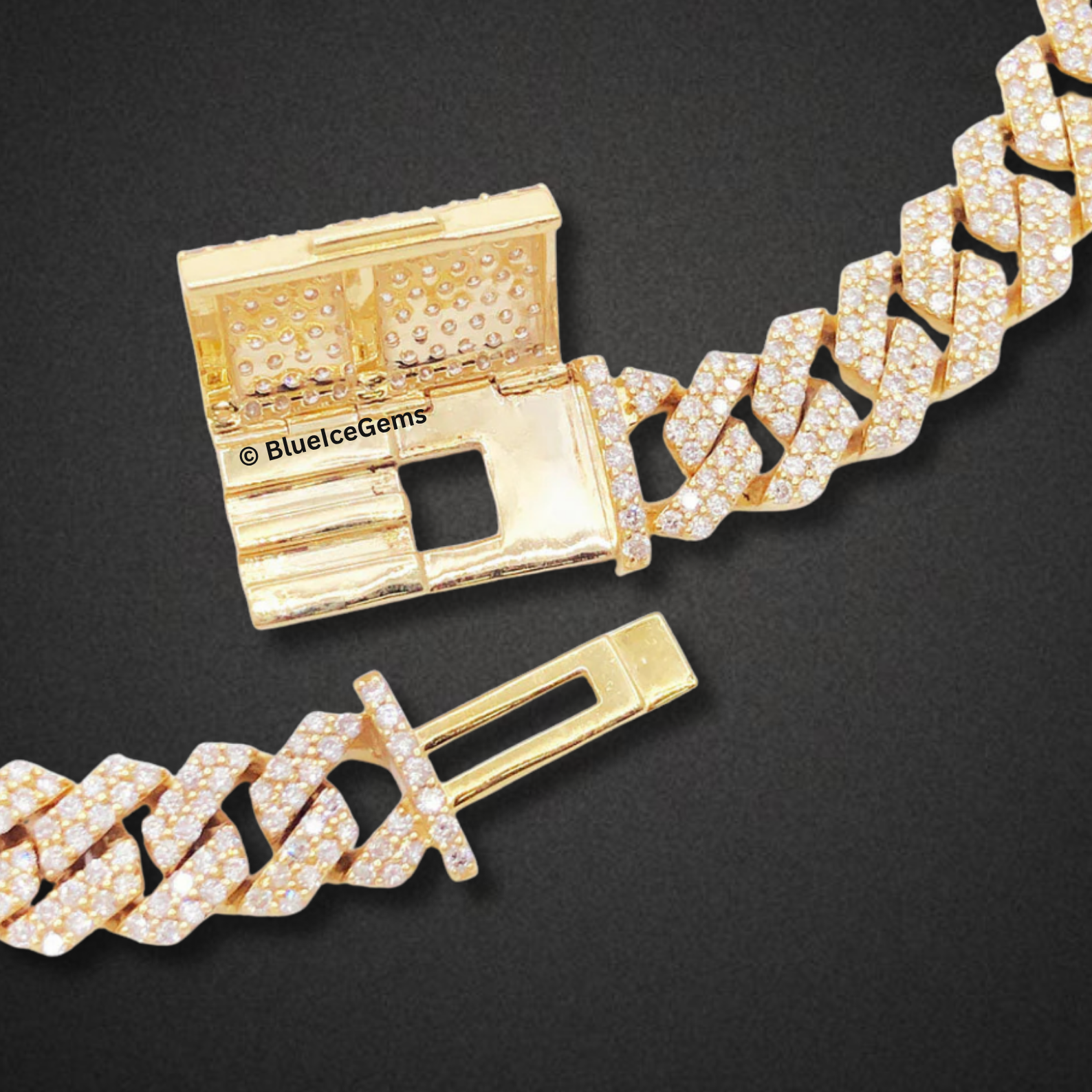 The "Heavyweight Iced Out" Cuban Chain