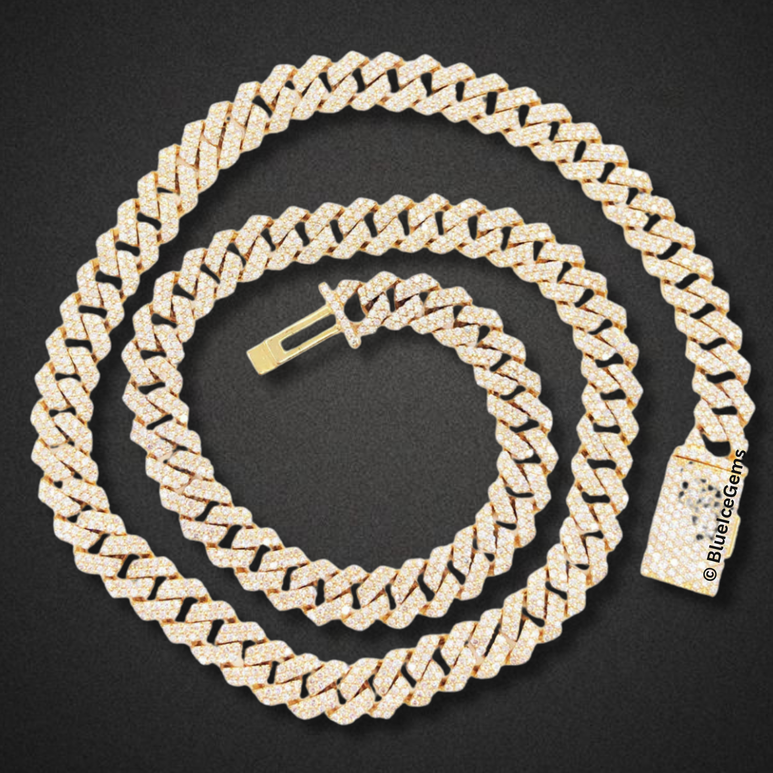 The "Heavyweight Iced Out" Cuban Chain