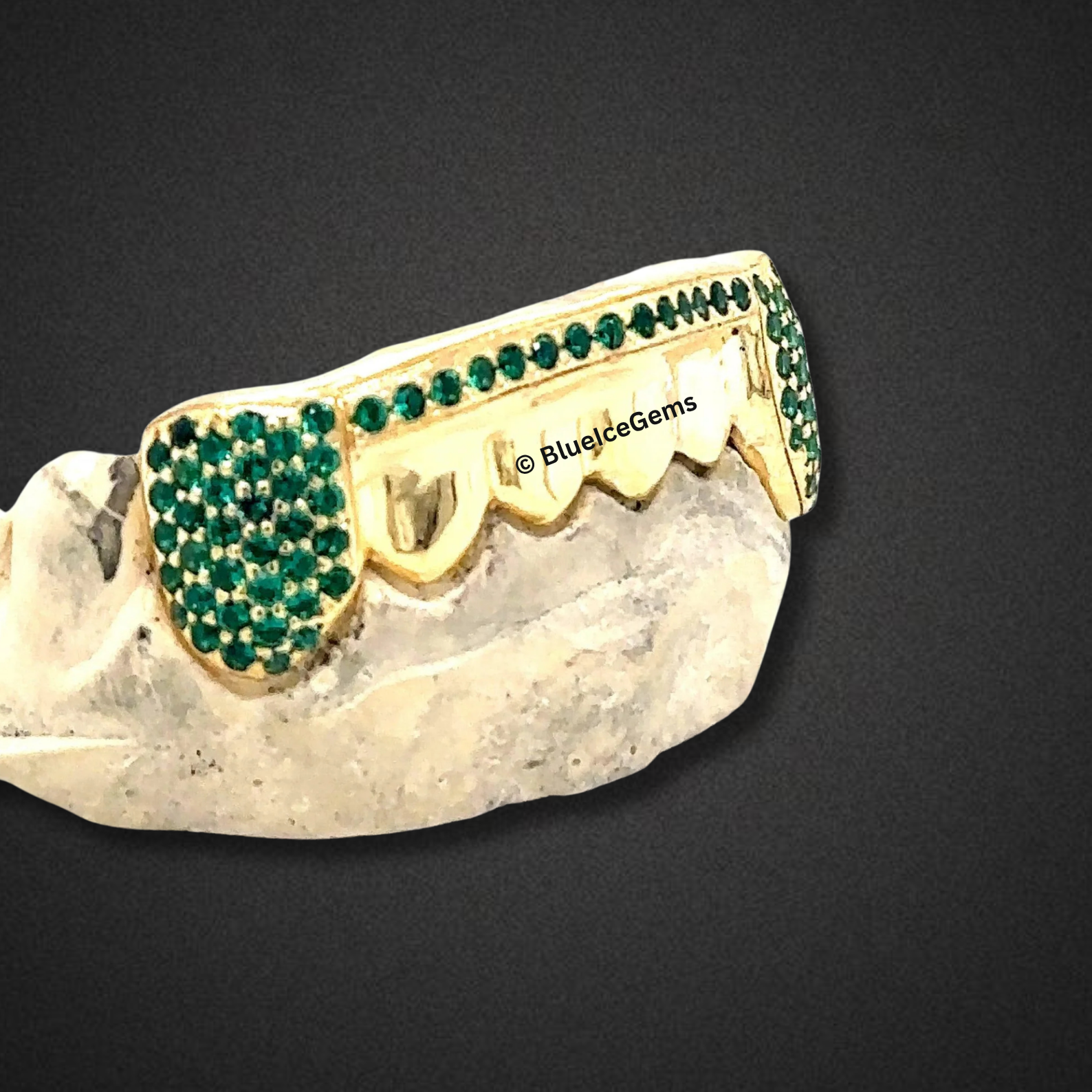 Emerald Splash Diamond Bar Gold Grillz