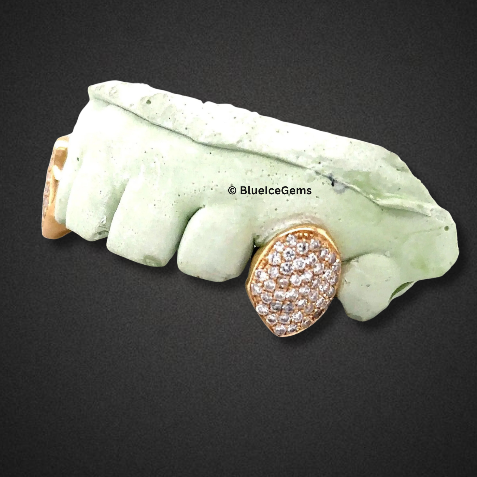 Edge Spark Pavé Fangs Grillz