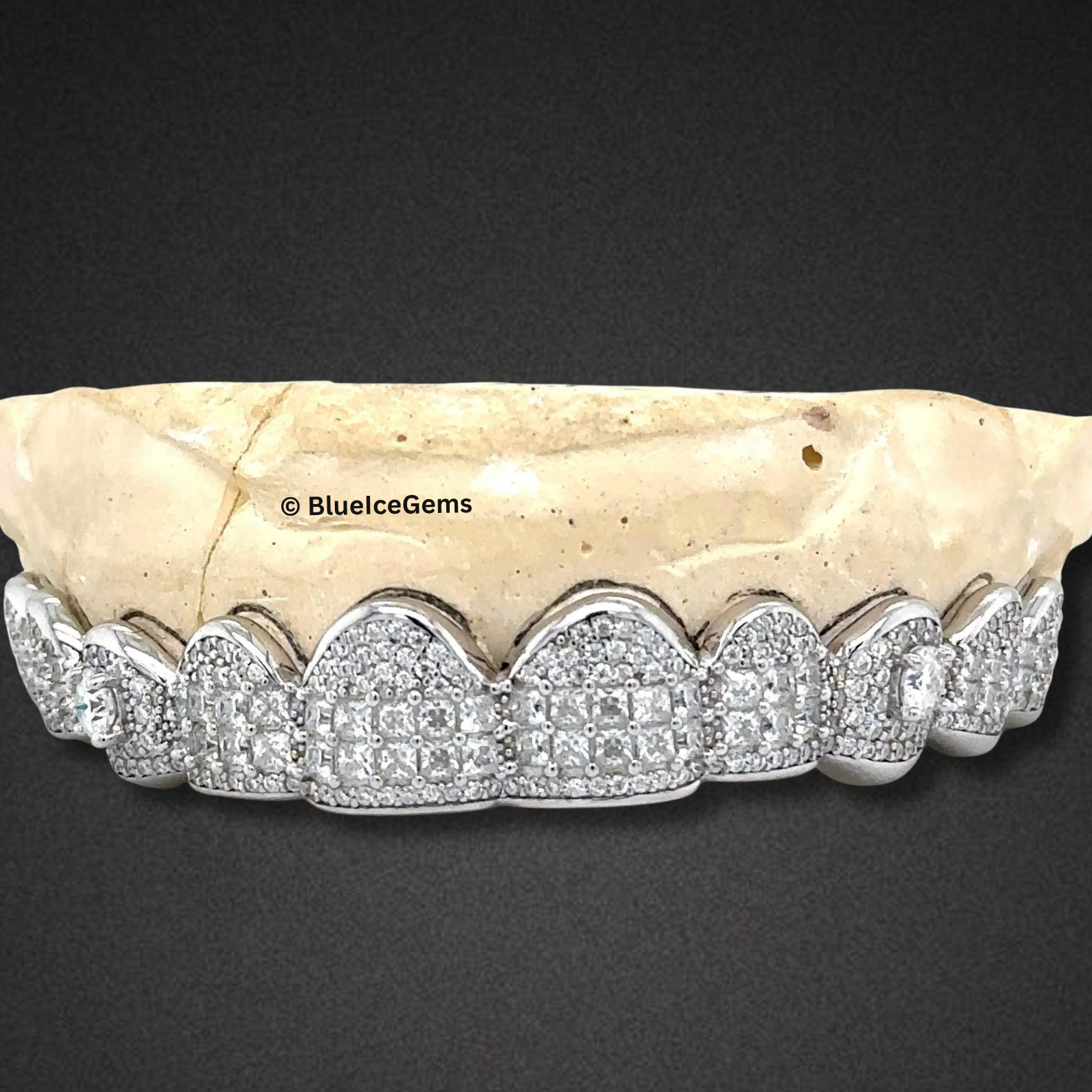 Frost Crown Pavé Grillz