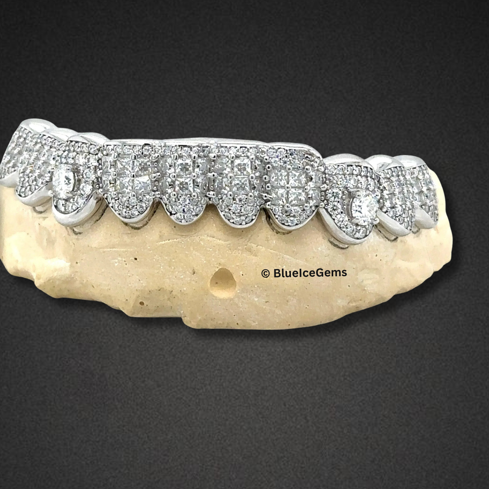 Halo Fringe Pavé Grillz