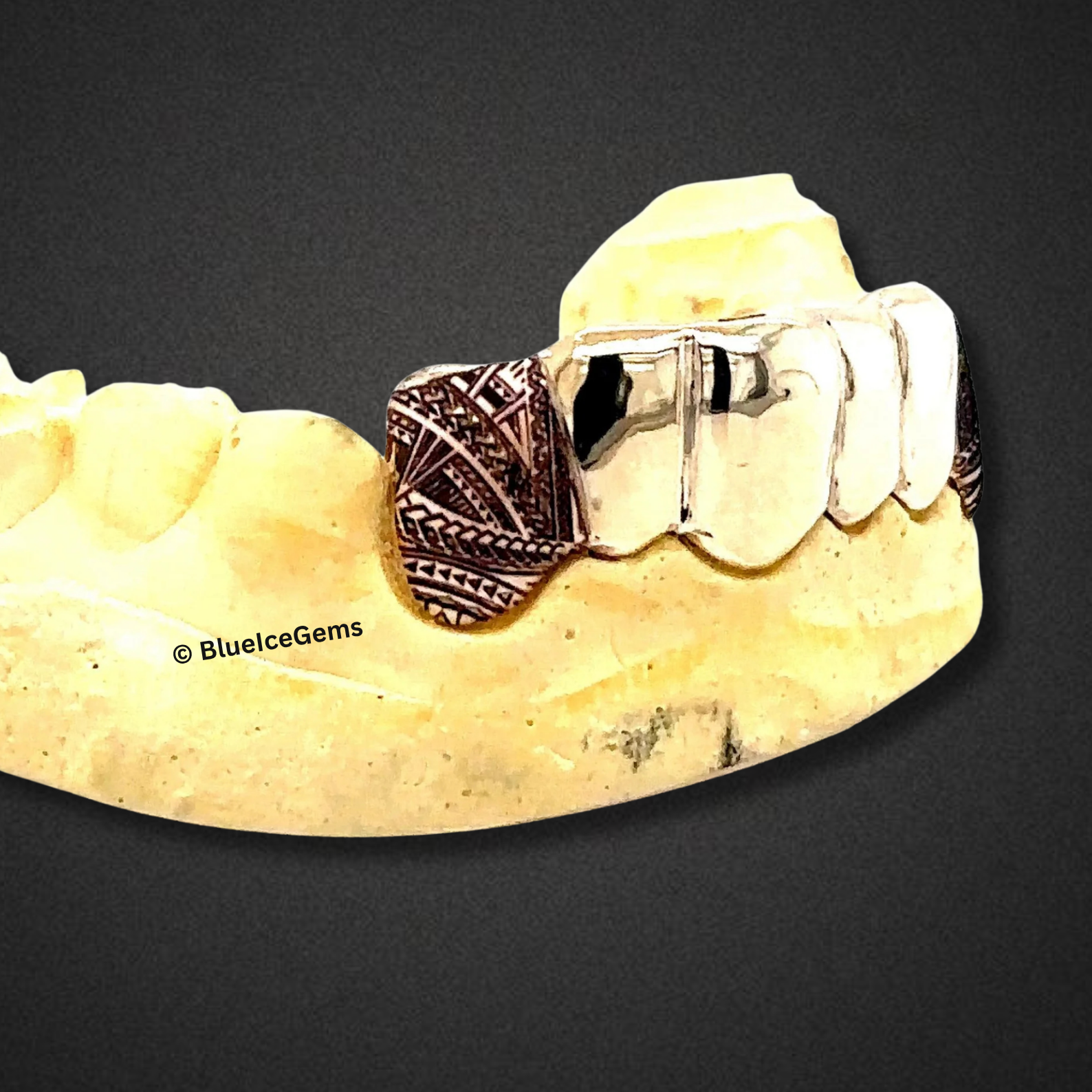 Two-Tone Pharaoh Grillz