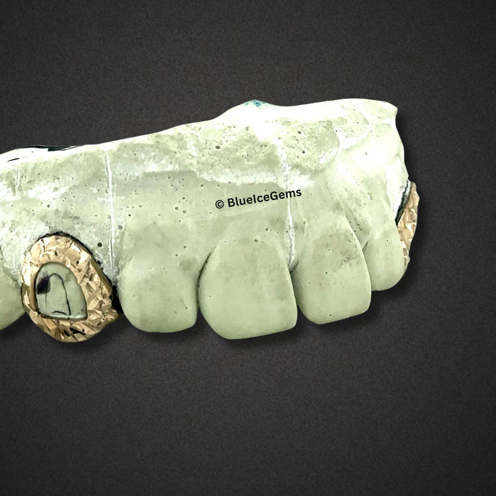 Double Halo Gold Tooth Caps Grillz