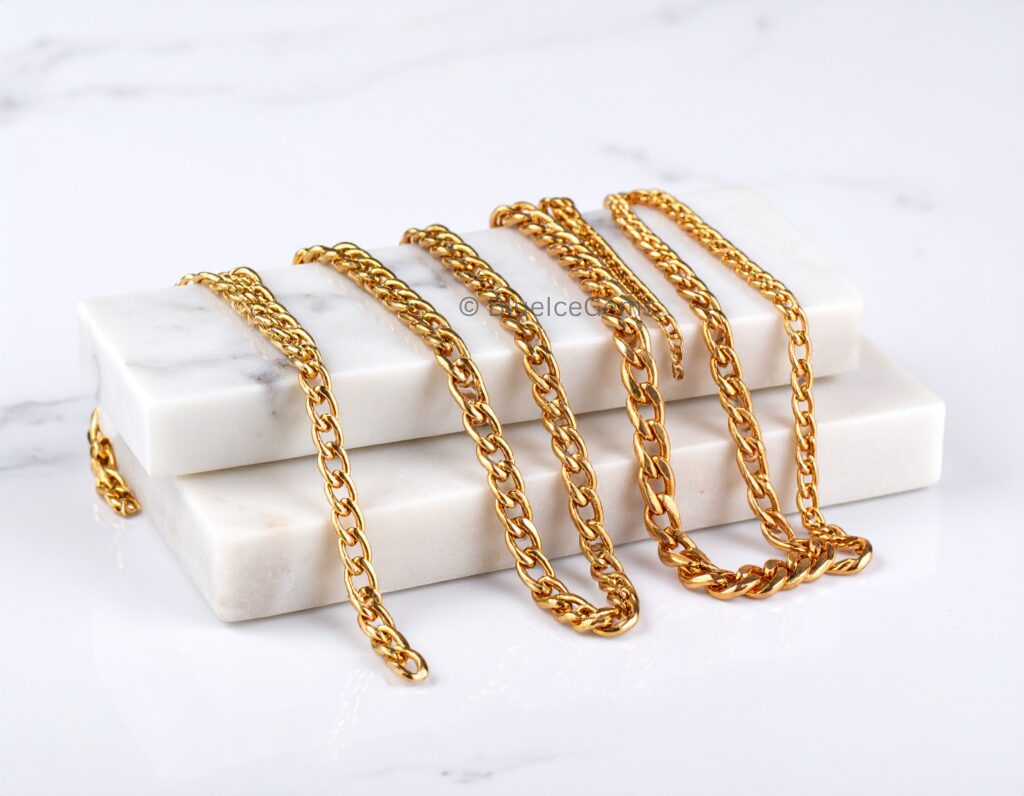BlueIceGems Figaro Gold Chain Showcasing Its Unique Alternating Link Pattern